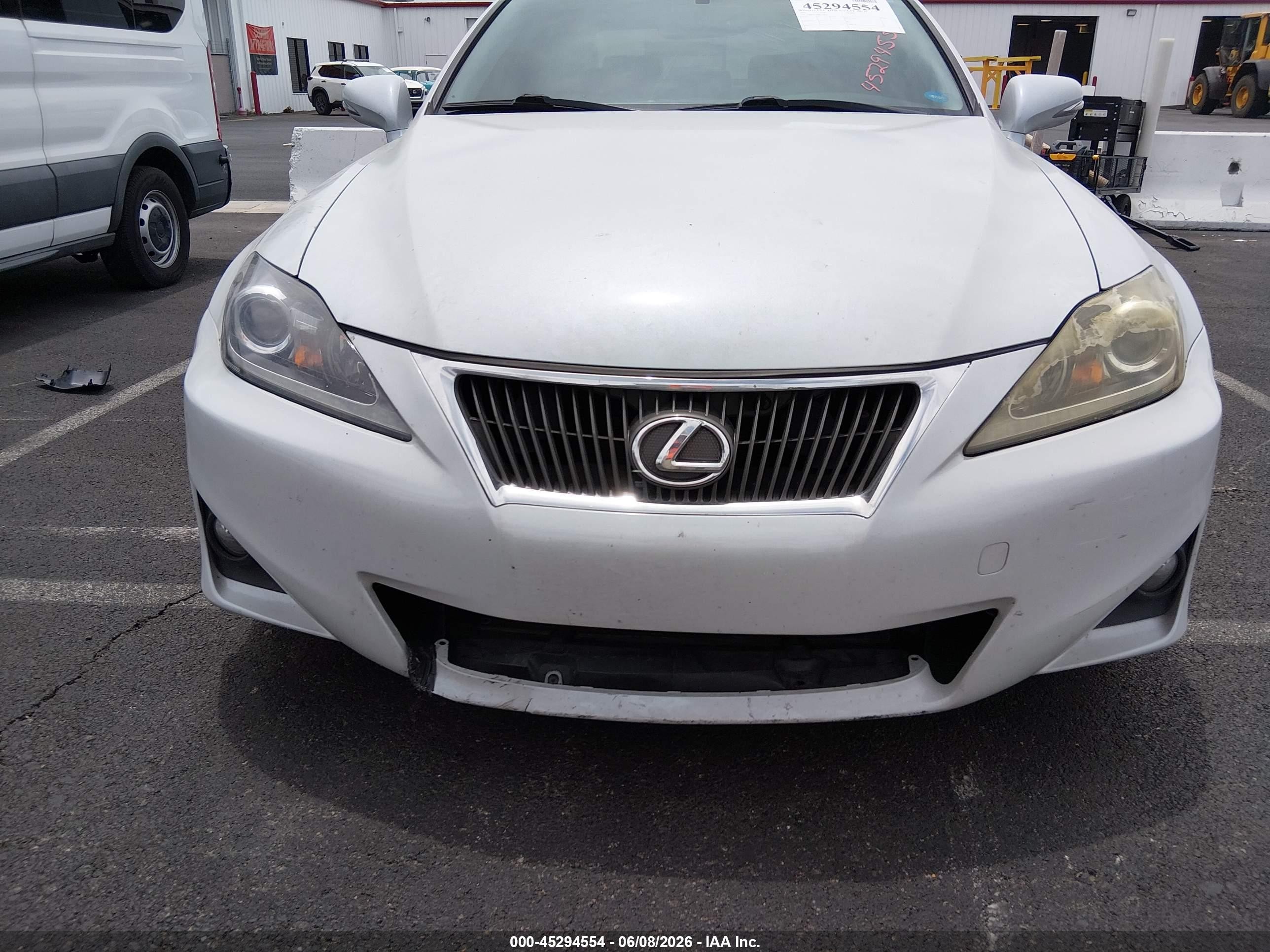 2011 Lexus Is 250   White vin: JTHBF5C2XB5138053