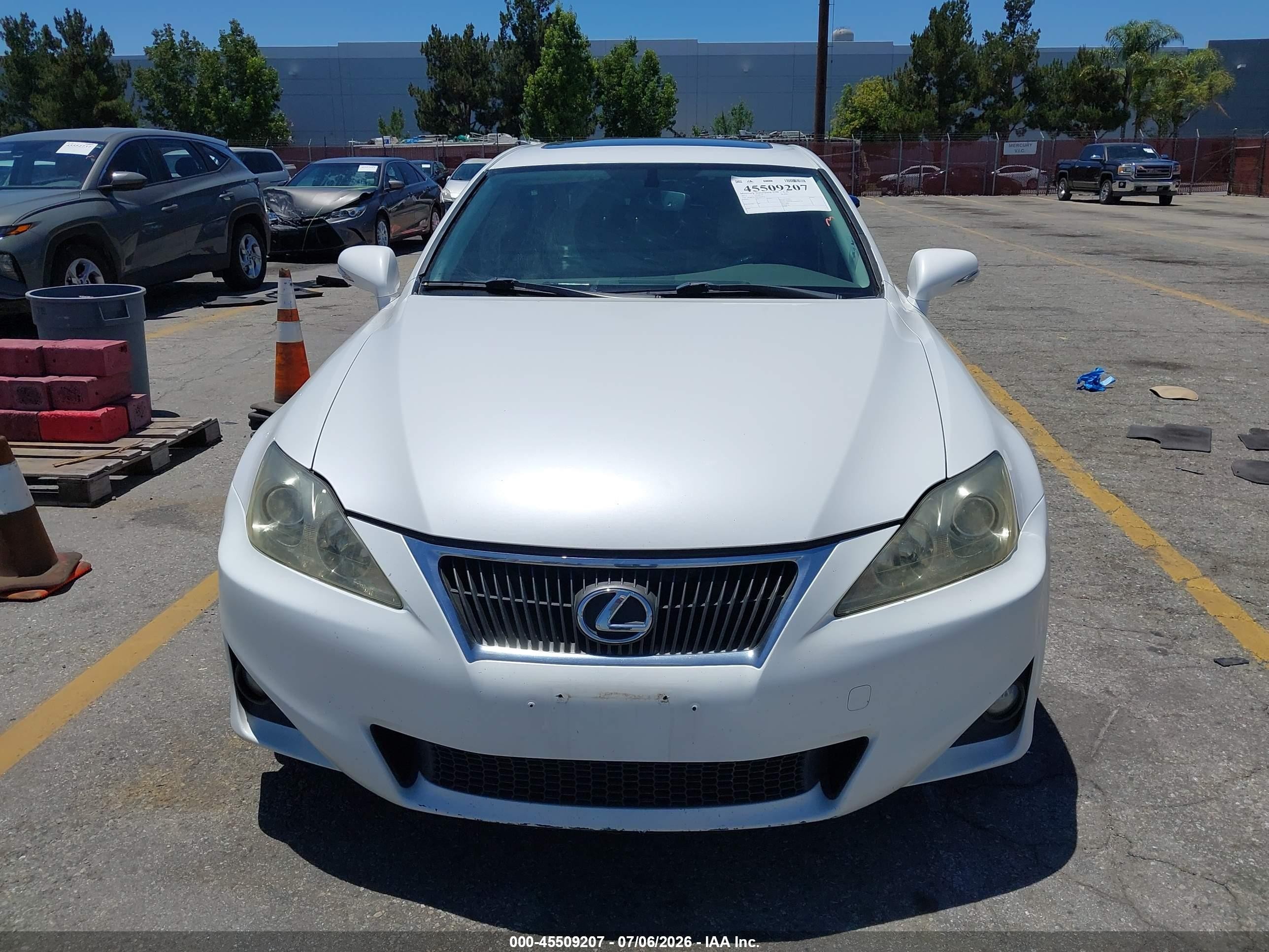 2012 Lexus Is 250   White vin: JTHBF5C2XC5169837
