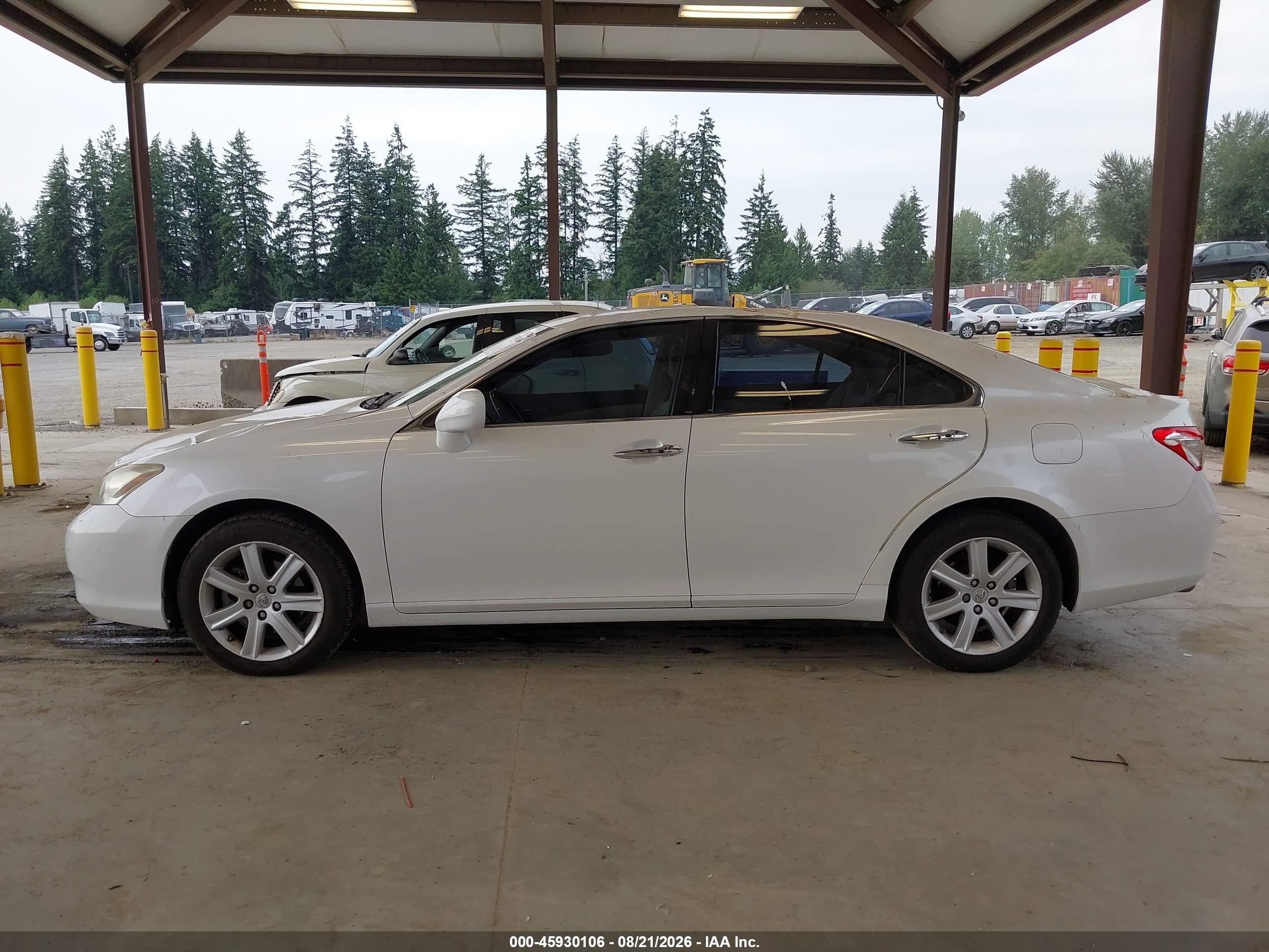 2007 Lexus Es 350   White vin: JTHBJ46G072119813