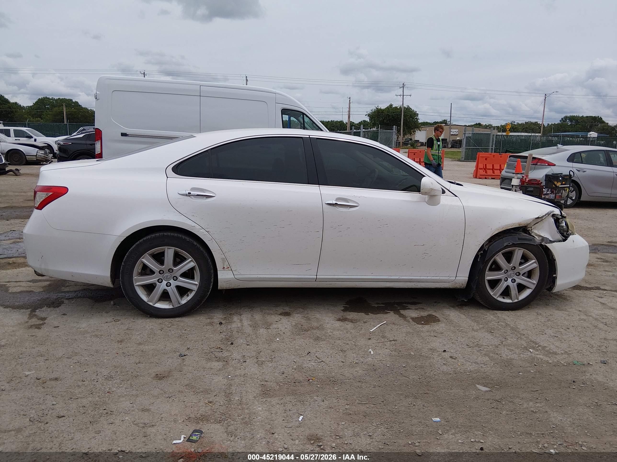 2009 Lexus Es 350 White vin: JTHBJ46G092317598