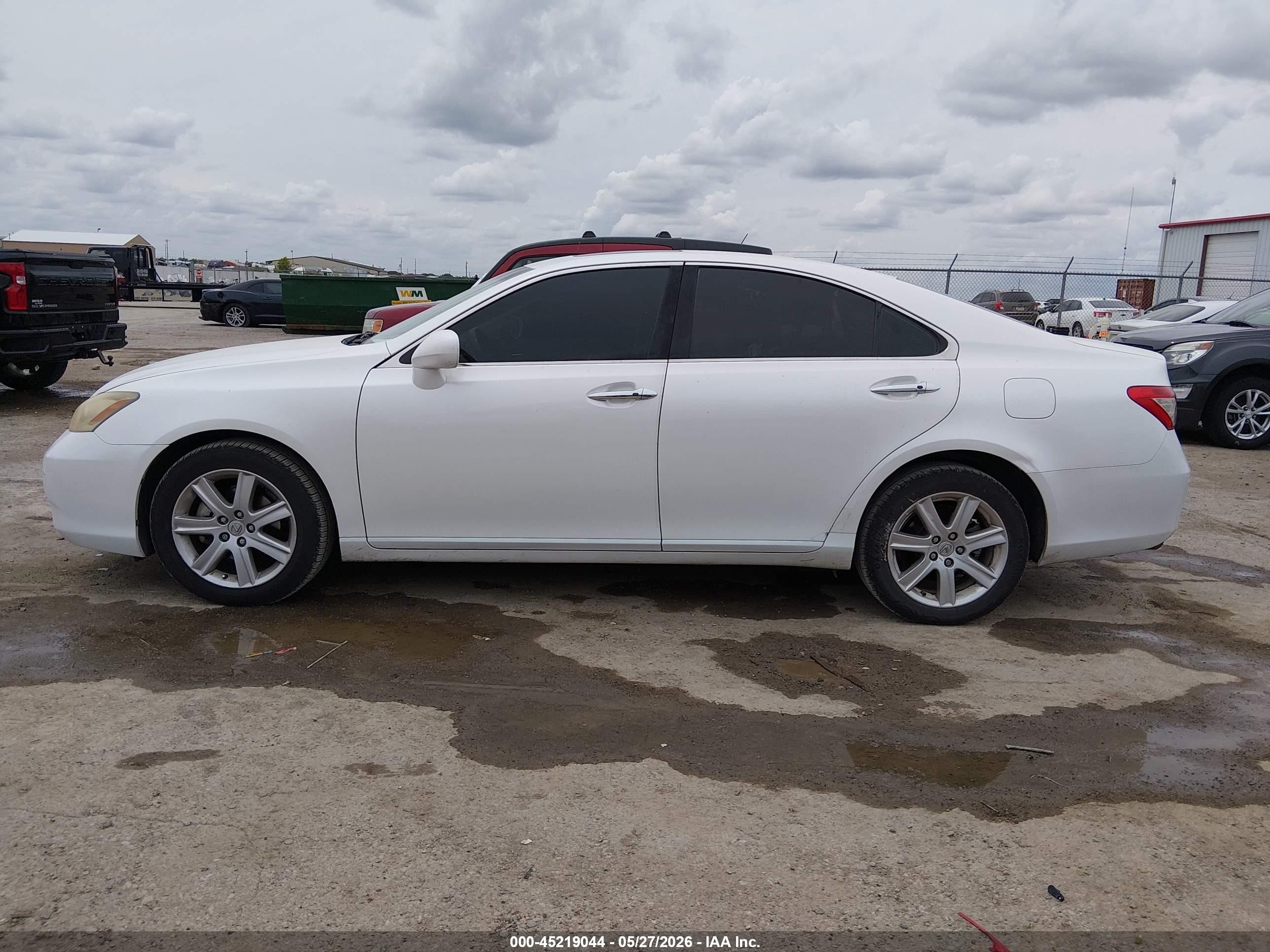 2009 Lexus Es 350 White vin: JTHBJ46G092317598