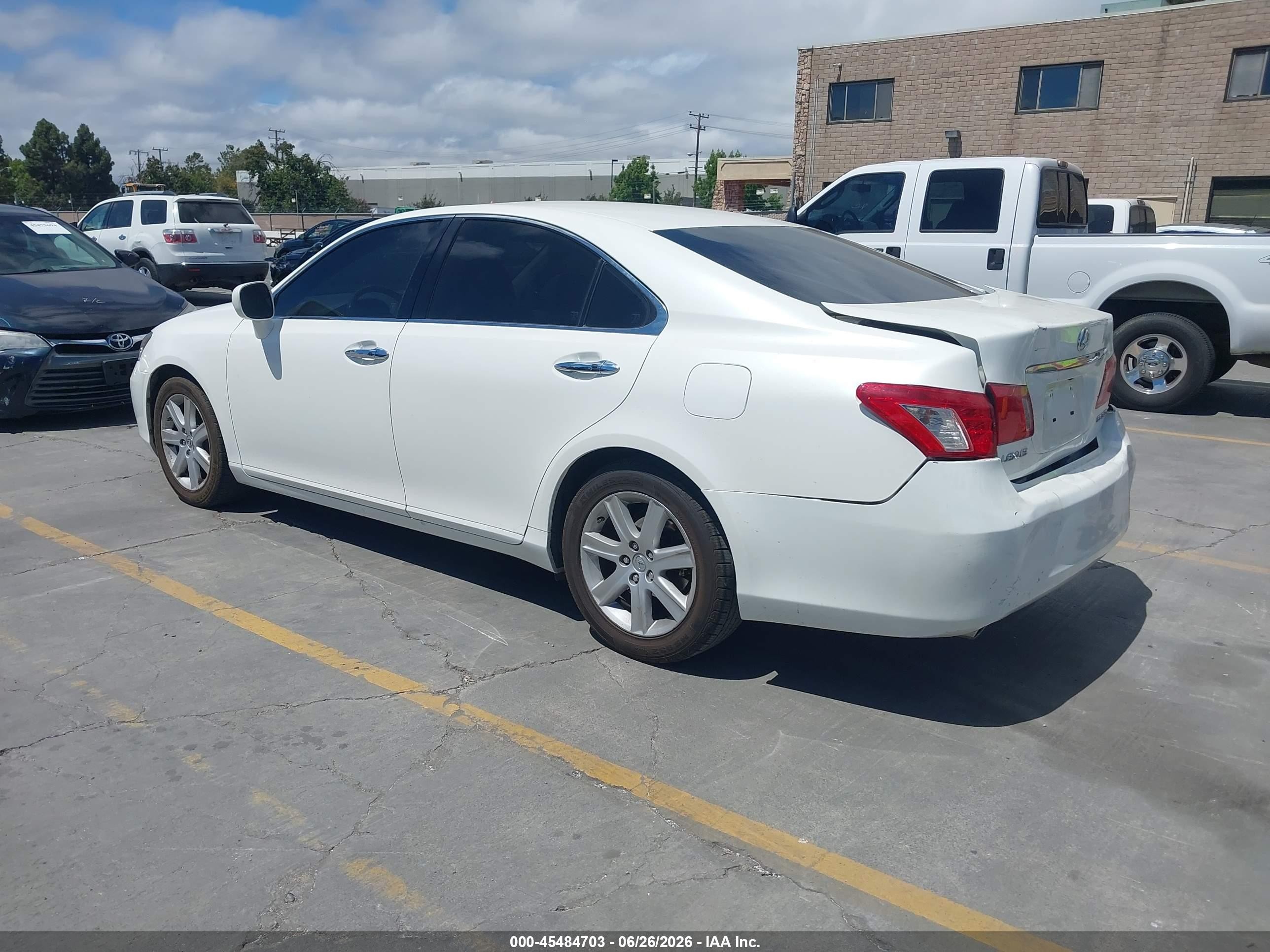 2007 Lexus Es 350   White vin: JTHBJ46G172015802