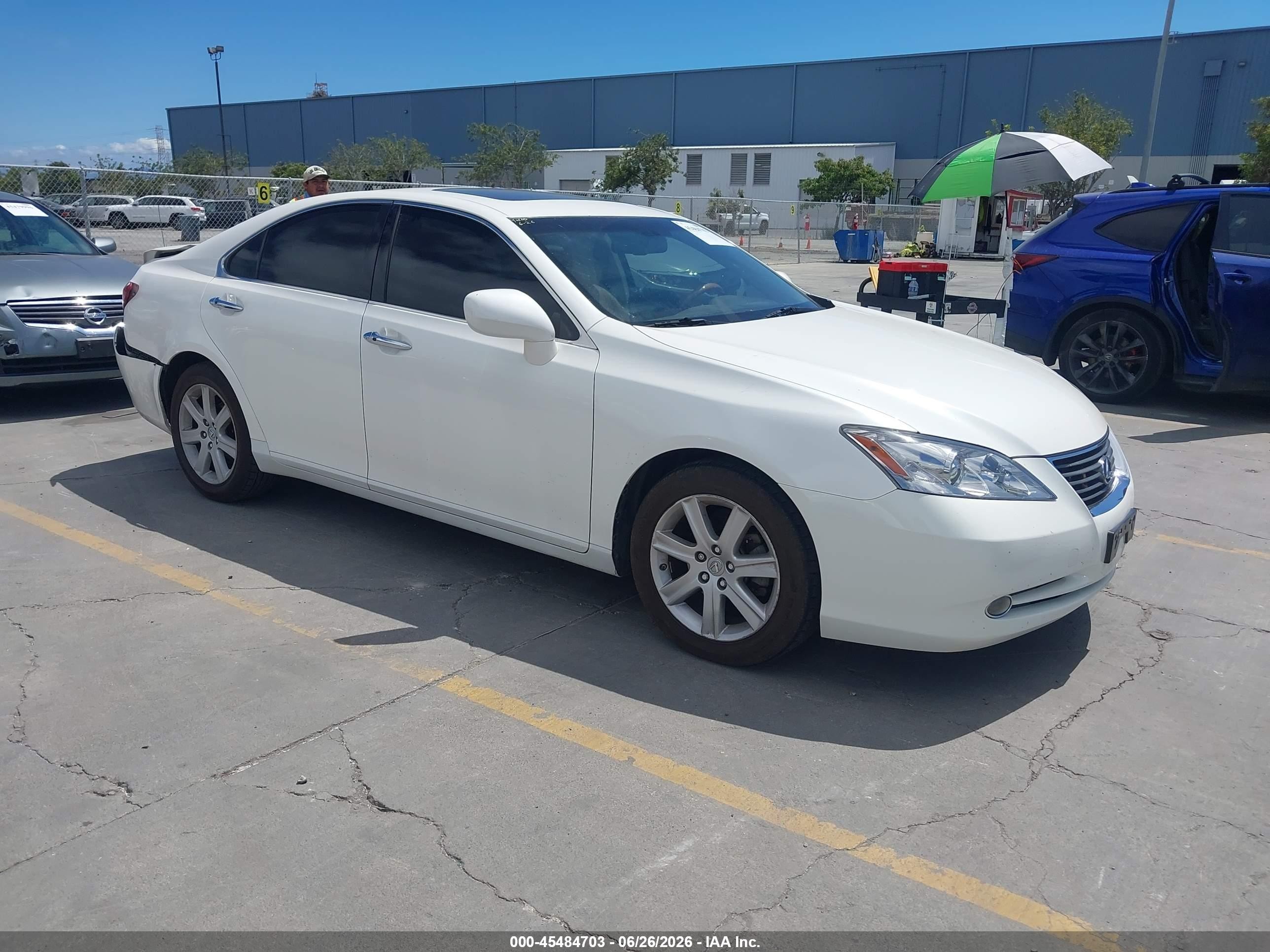 2007 Lexus Es 350   White vin: JTHBJ46G172015802