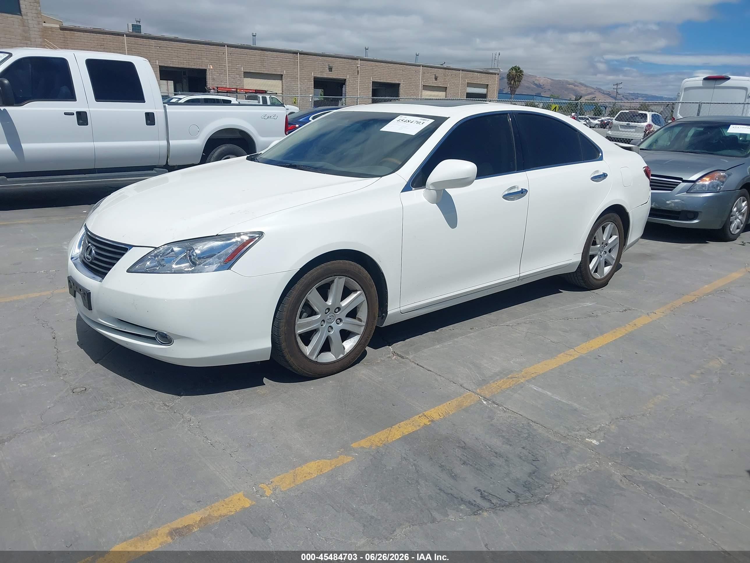 2007 Lexus Es 350   White vin: JTHBJ46G172015802