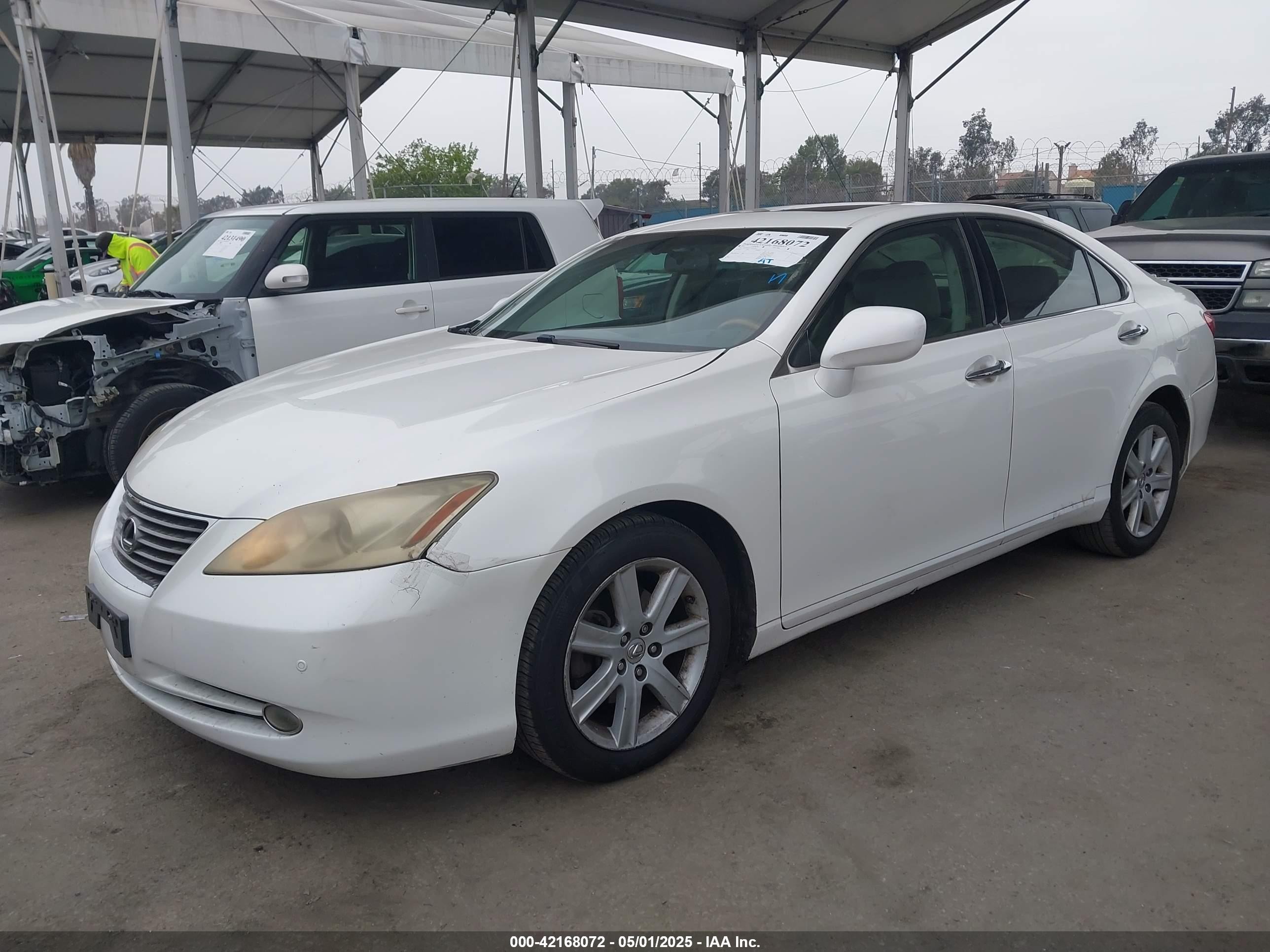 2007 Lexus Es 350   White vin: JTHBJ46G172051201