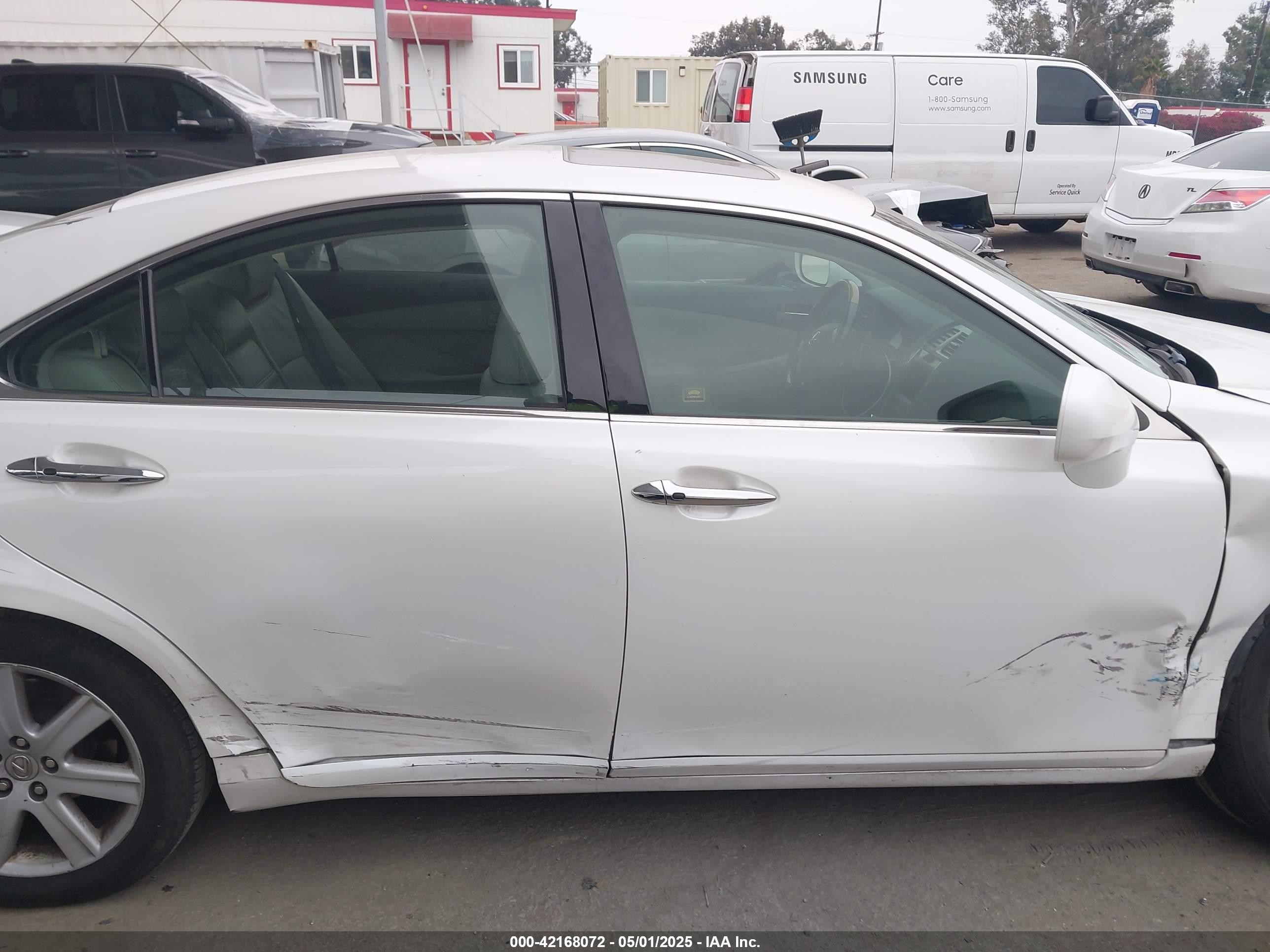 2007 Lexus Es 350   White vin: JTHBJ46G172051201