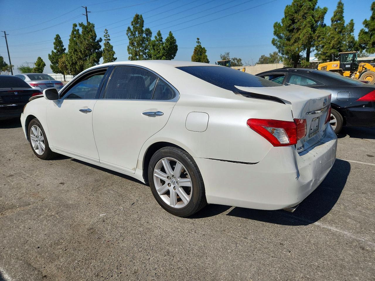 2007 Lexus Es 350 White vin: JTHBJ46G172119822
