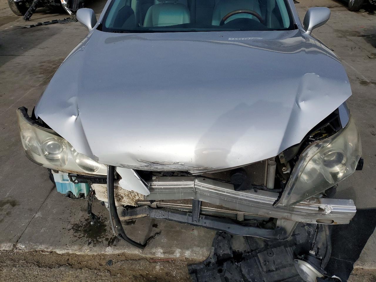 2008 Lexus Es 350 Silver vin: JTHBJ46G182188981