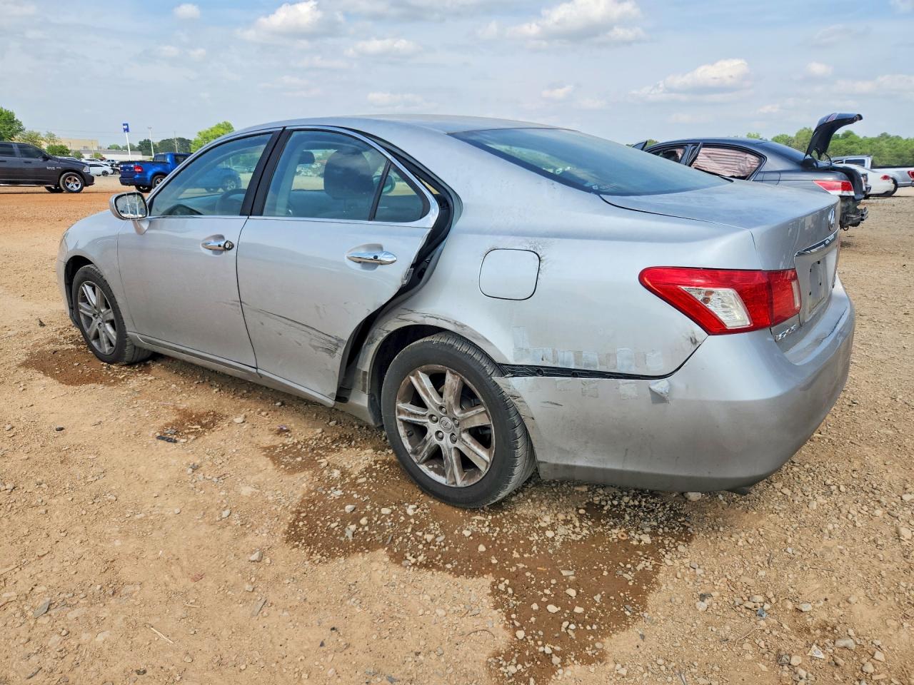 2008 Lexus Es 350 Silver vin: JTHBJ46G182196210
