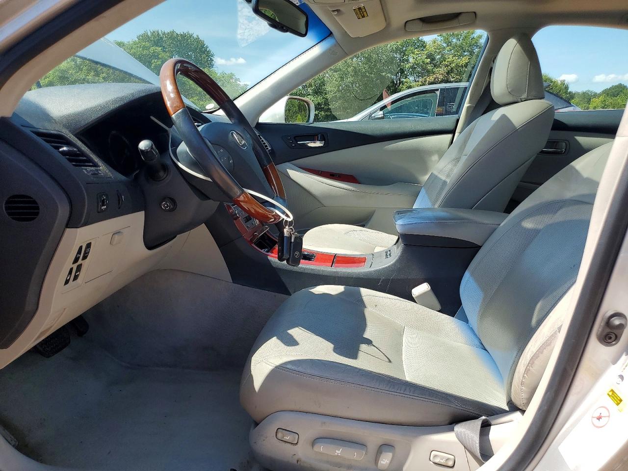 2009 Lexus Es 350 Silver vin: JTHBJ46G192304536