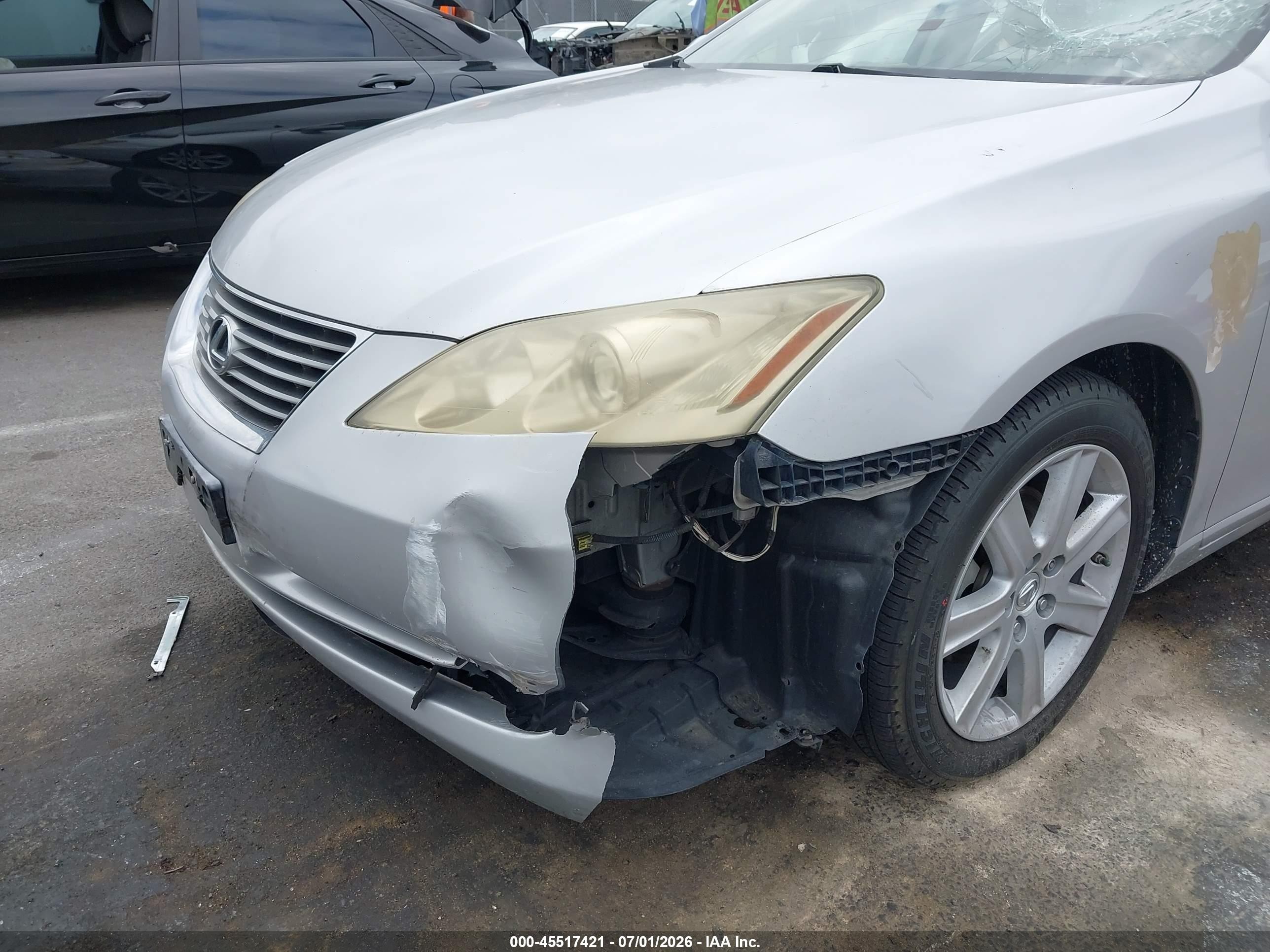 2009 Lexus Es 350   Silver vin: JTHBJ46G192341683