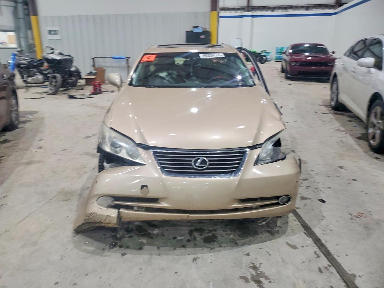 2007 Lexus Es 350 Tan vin: JTHBJ46G272049392