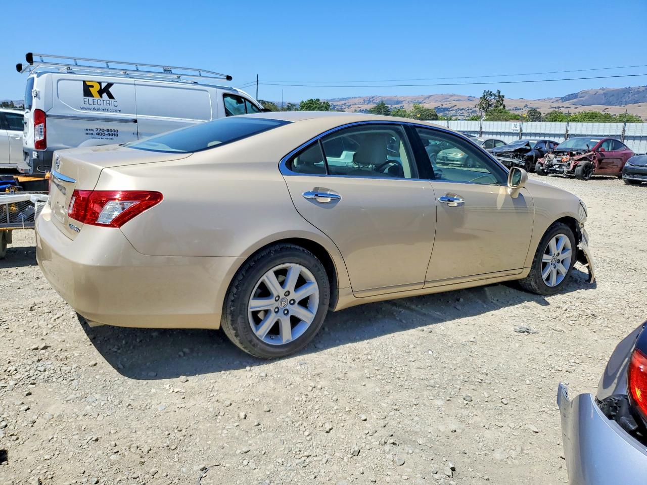 2007 Lexus Es 350 Gold vin: JTHBJ46G272099435