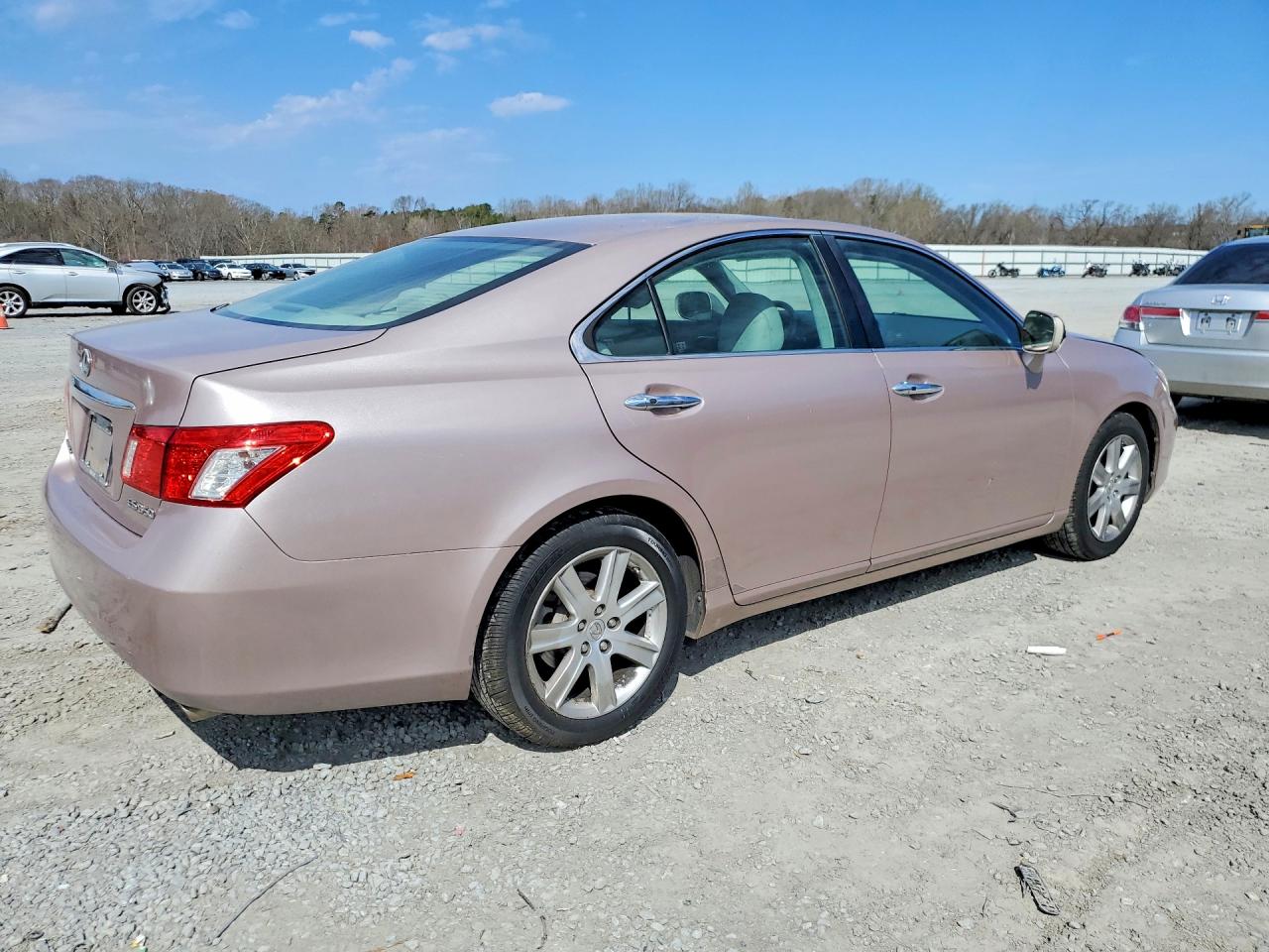2007 Lexus Es 350 Base Beige vin: JTHBJ46G272102060