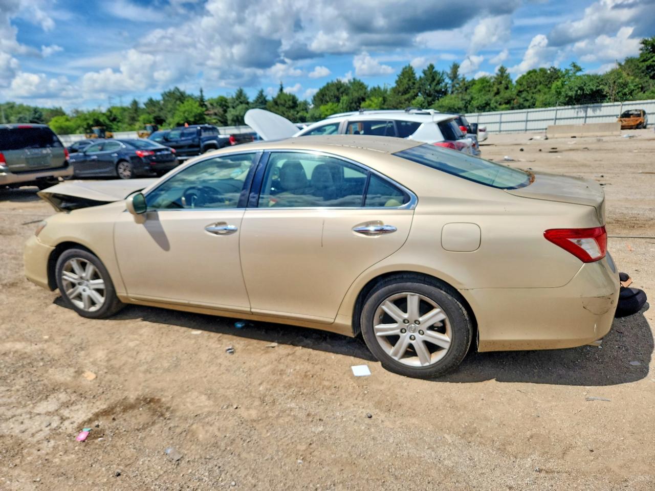 2007 Lexus Es 350 Tan vin: JTHBJ46G372088136