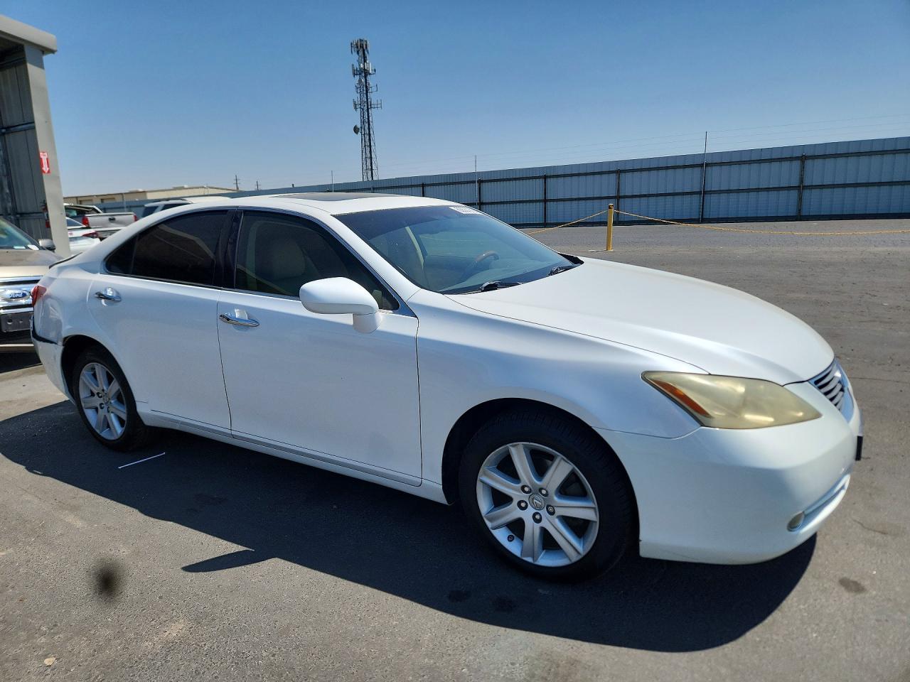 2008 Lexus Es 350 White vin: JTHBJ46G382255385