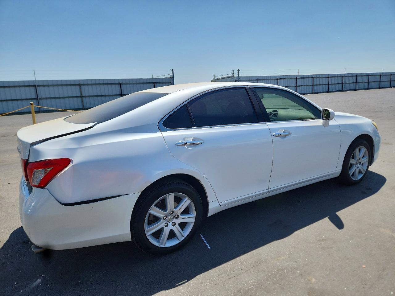 2008 Lexus Es 350 White vin: JTHBJ46G382255385