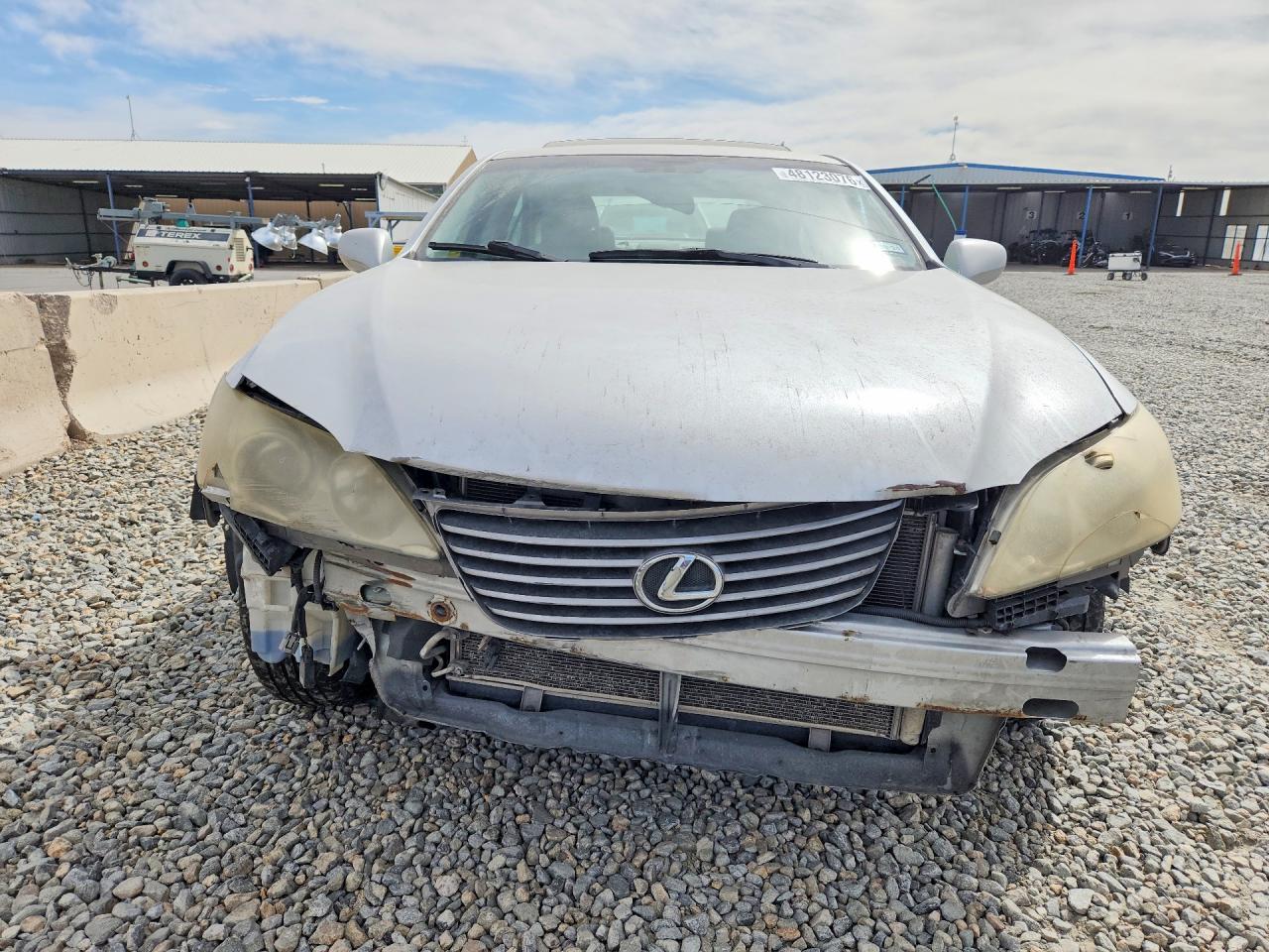 2009 Lexus Es 350 Base Серебряный vin: JTHBJ46G392290025