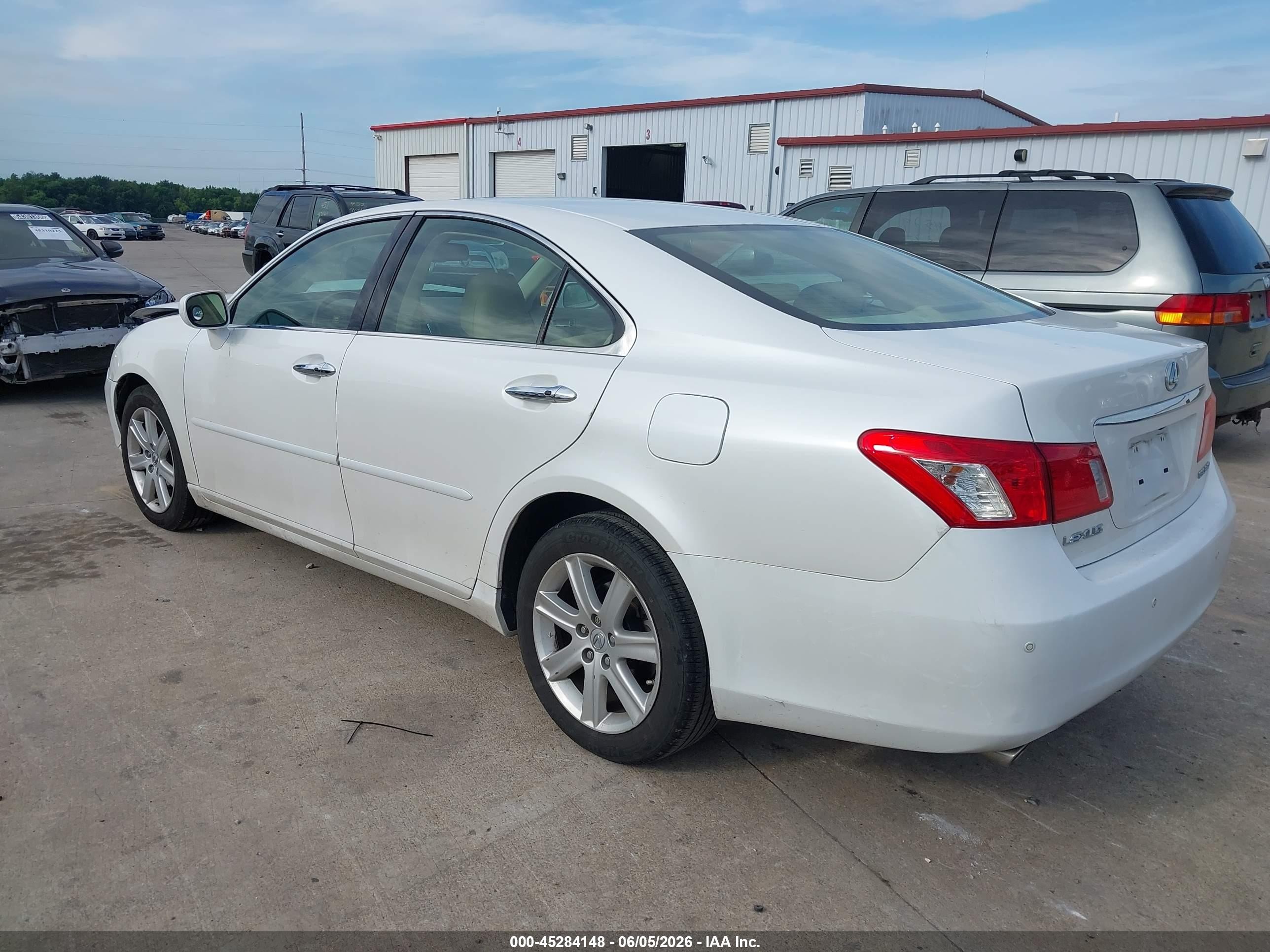 2009 Lexus Es 350   White vin: JTHBJ46G392298772