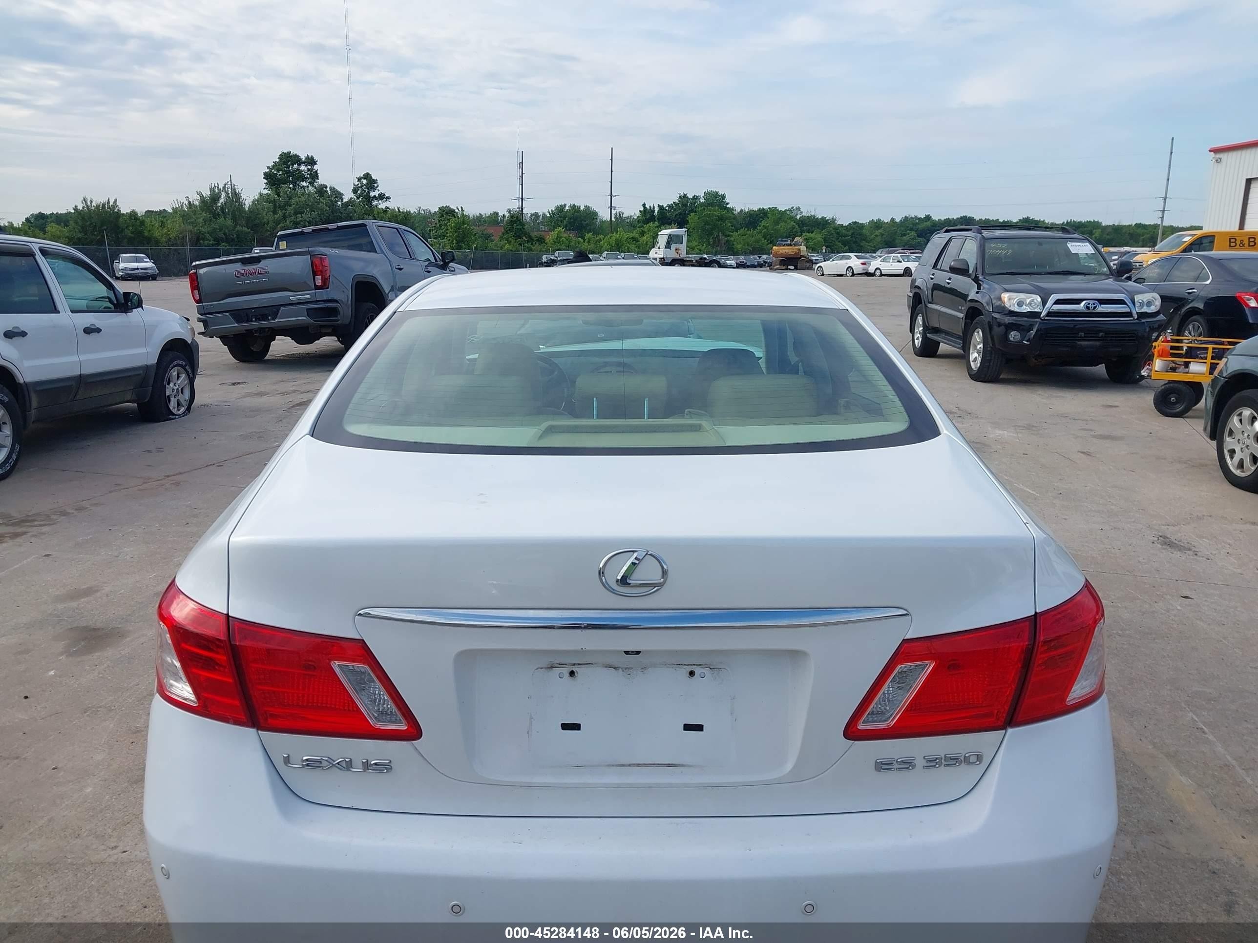 2009 Lexus Es 350   White vin: JTHBJ46G392298772