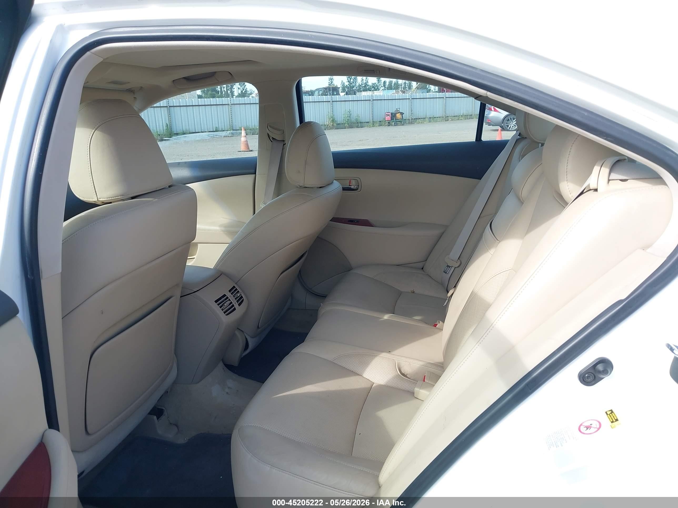 2009 Lexus Es 350 White vin: JTHBJ46G392302139