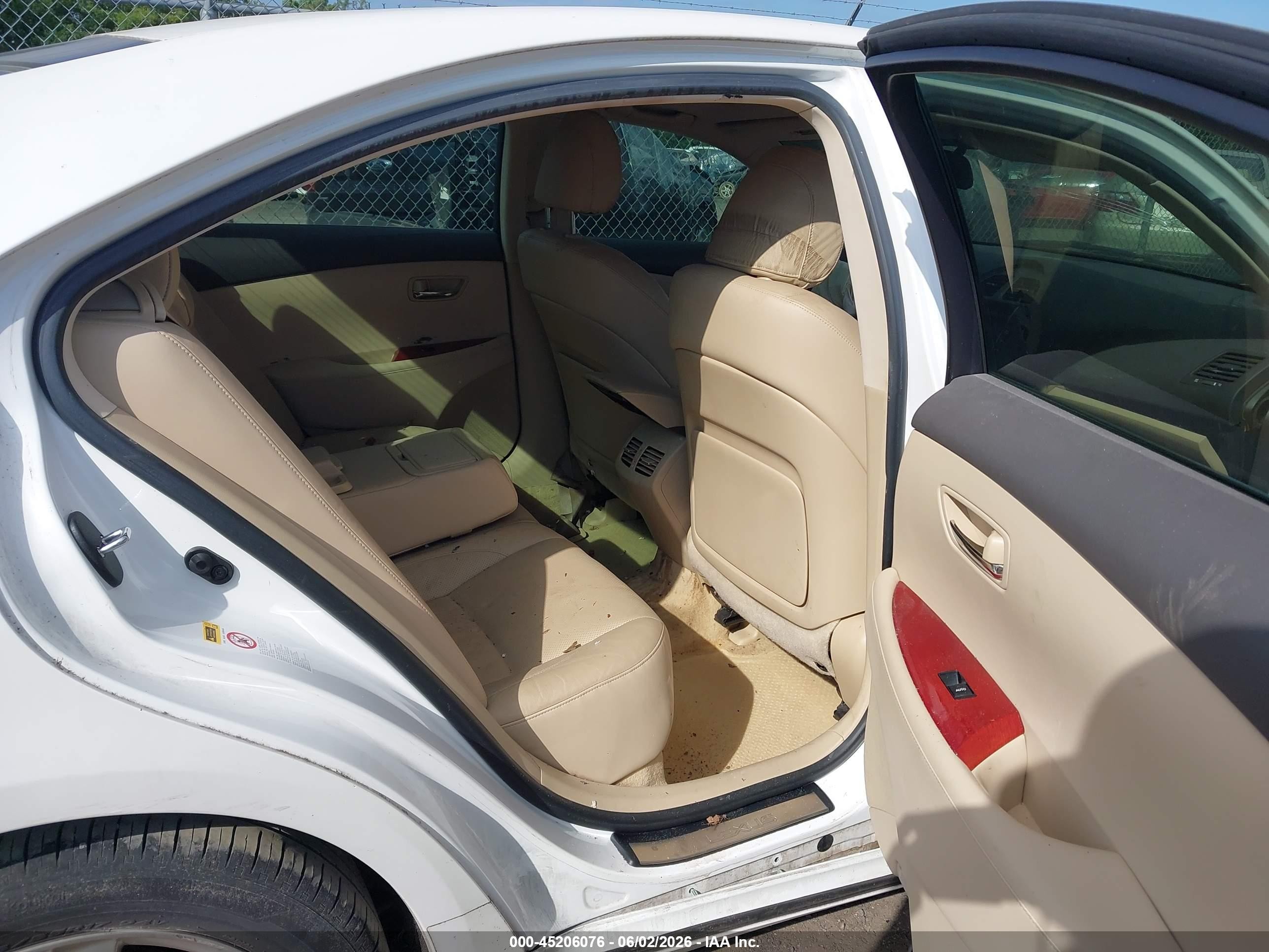 2009 Lexus Es 350   White vin: JTHBJ46G392305235
