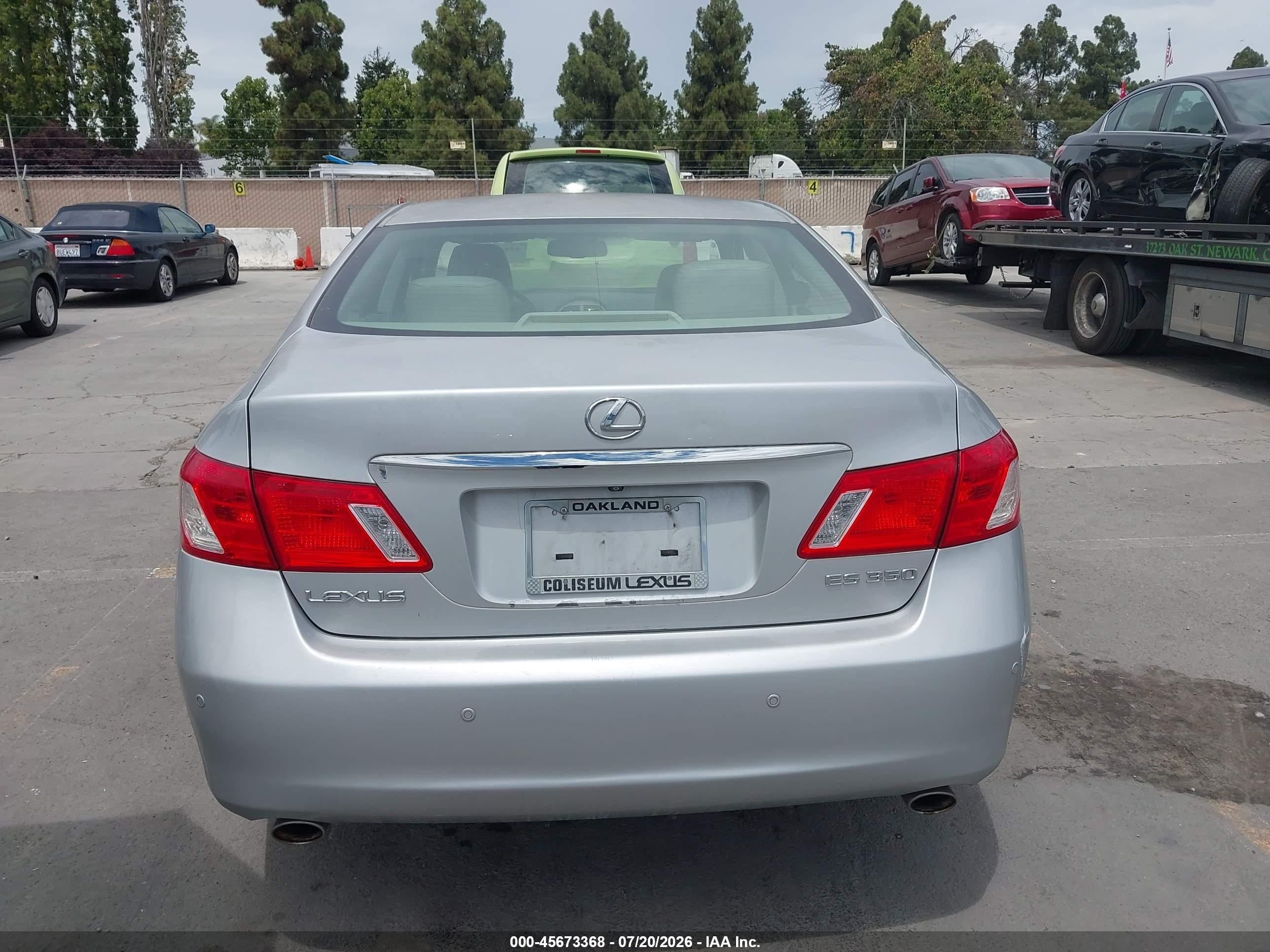 2009 Lexus Es 350   Silver vin: JTHBJ46G392310130