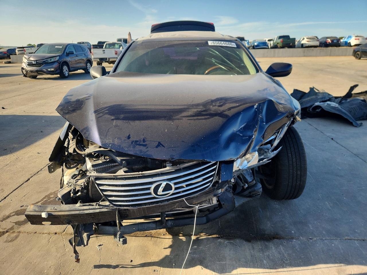 2007 Lexus Es 350 Blue vin: JTHBJ46G472095659