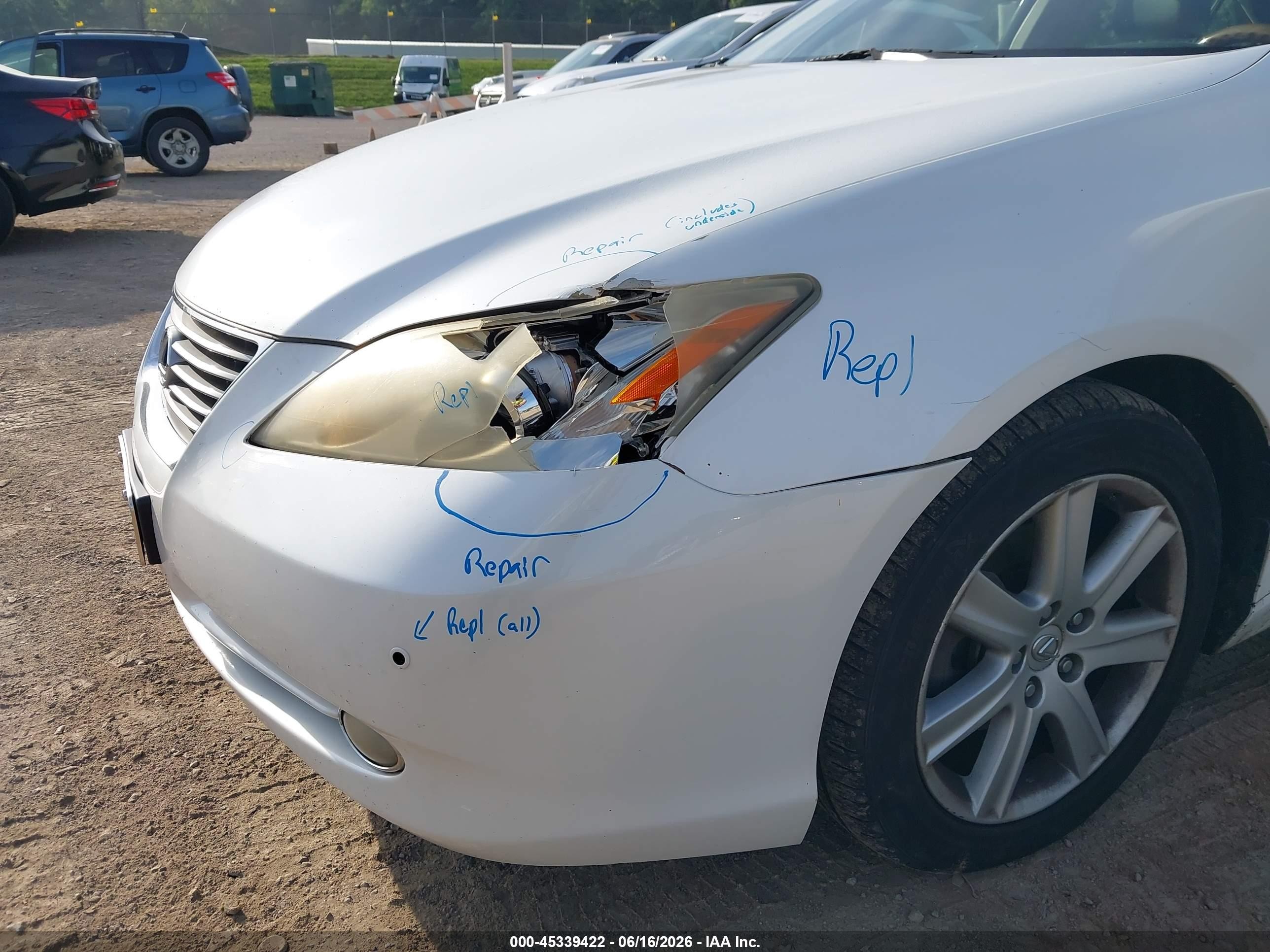 2007 Lexus Es 350   White vin: JTHBJ46G472150935