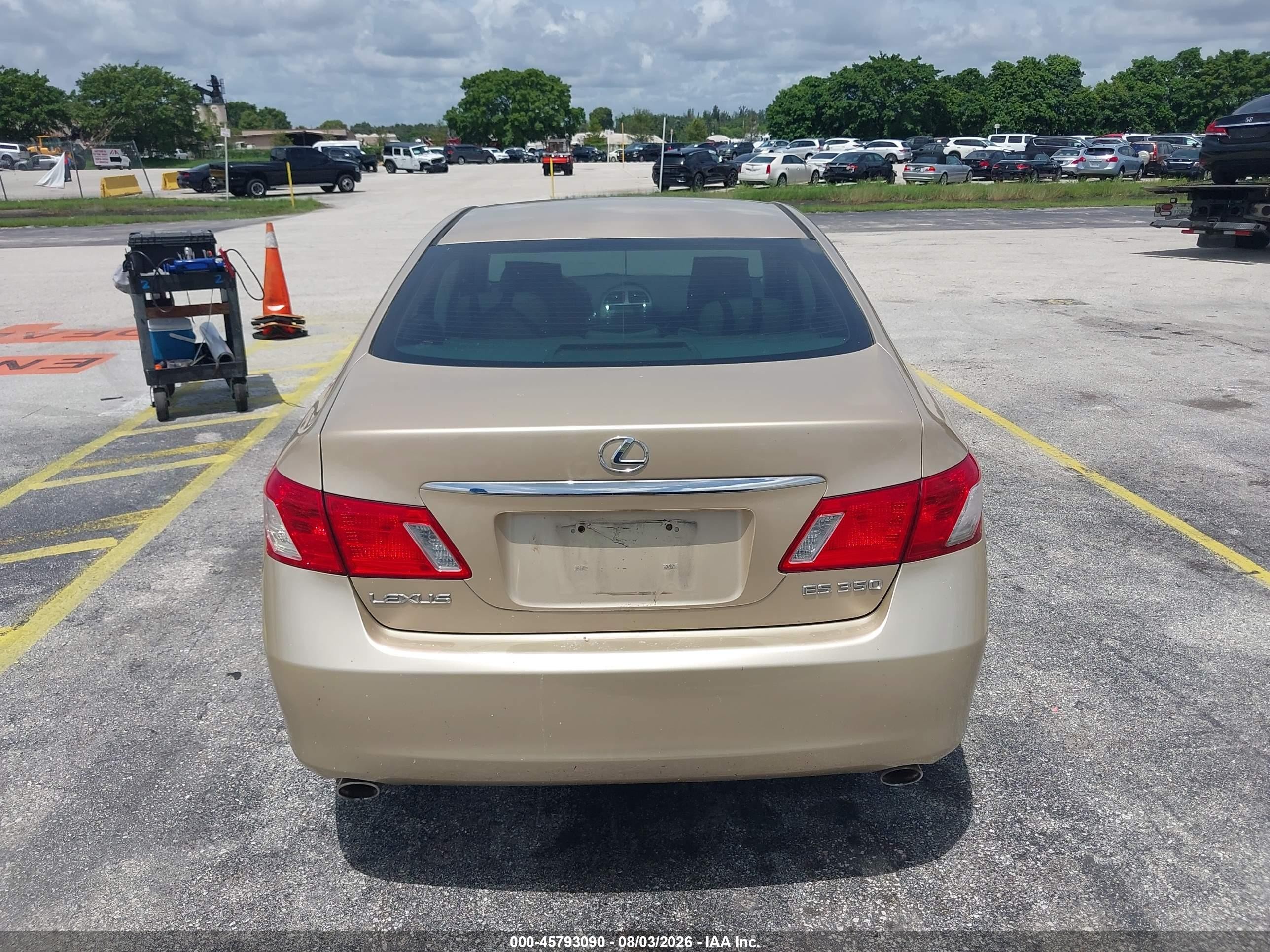 2009 Lexus Es 350   Gold vin: JTHBJ46G492286985
