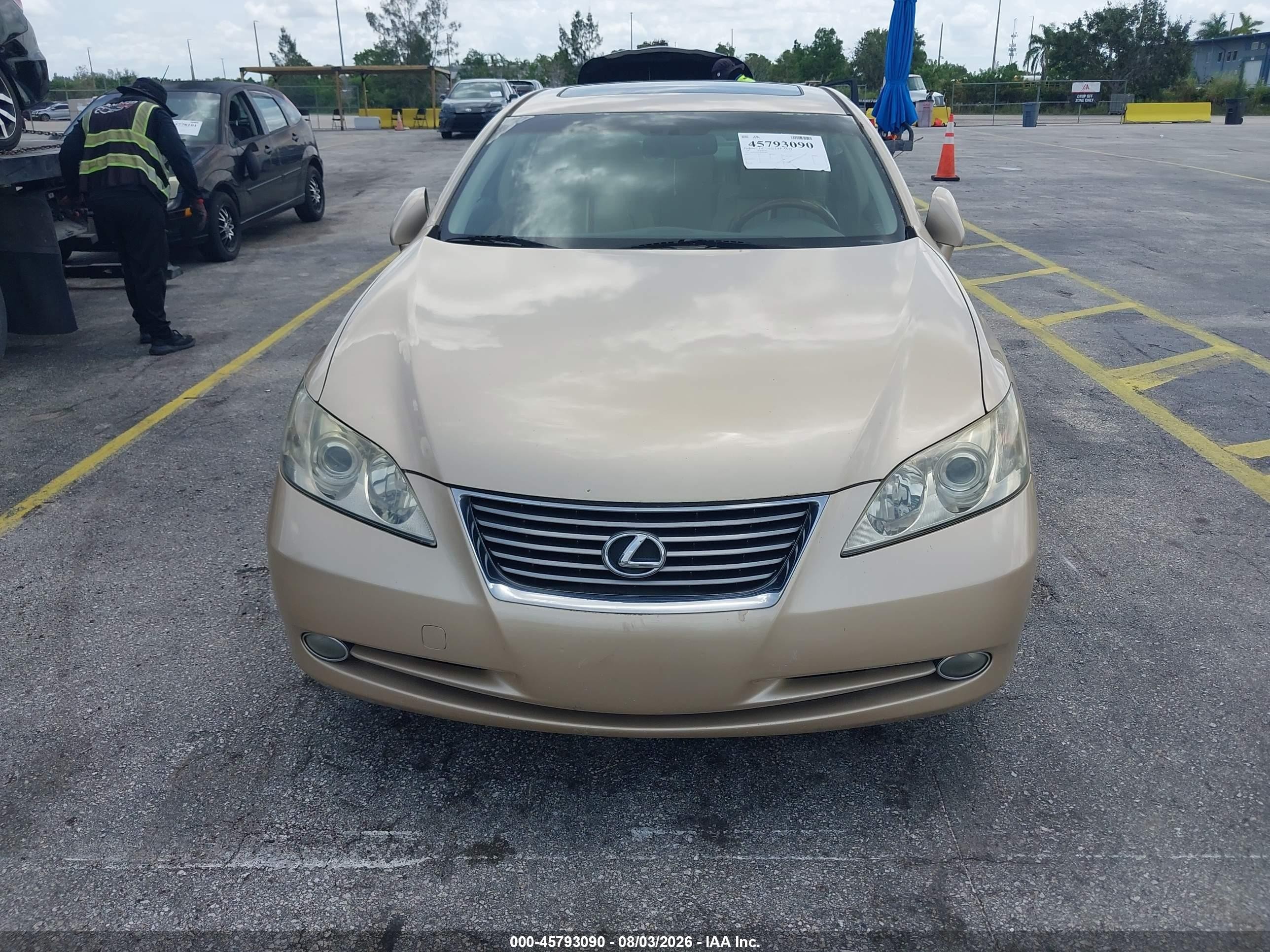 2009 Lexus Es 350   Gold vin: JTHBJ46G492286985