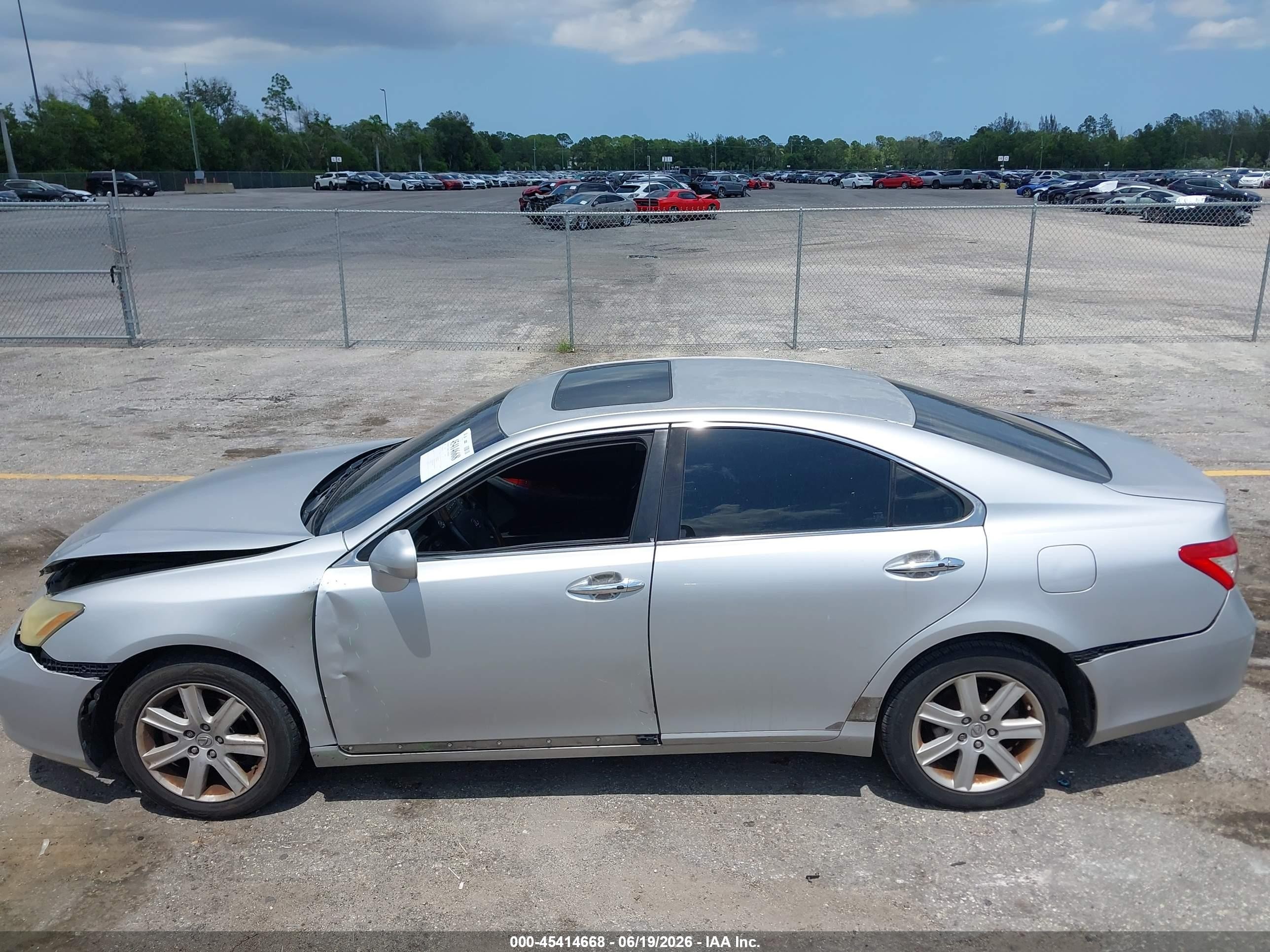 2009 Lexus Es 350   Silver vin: JTHBJ46G492291930