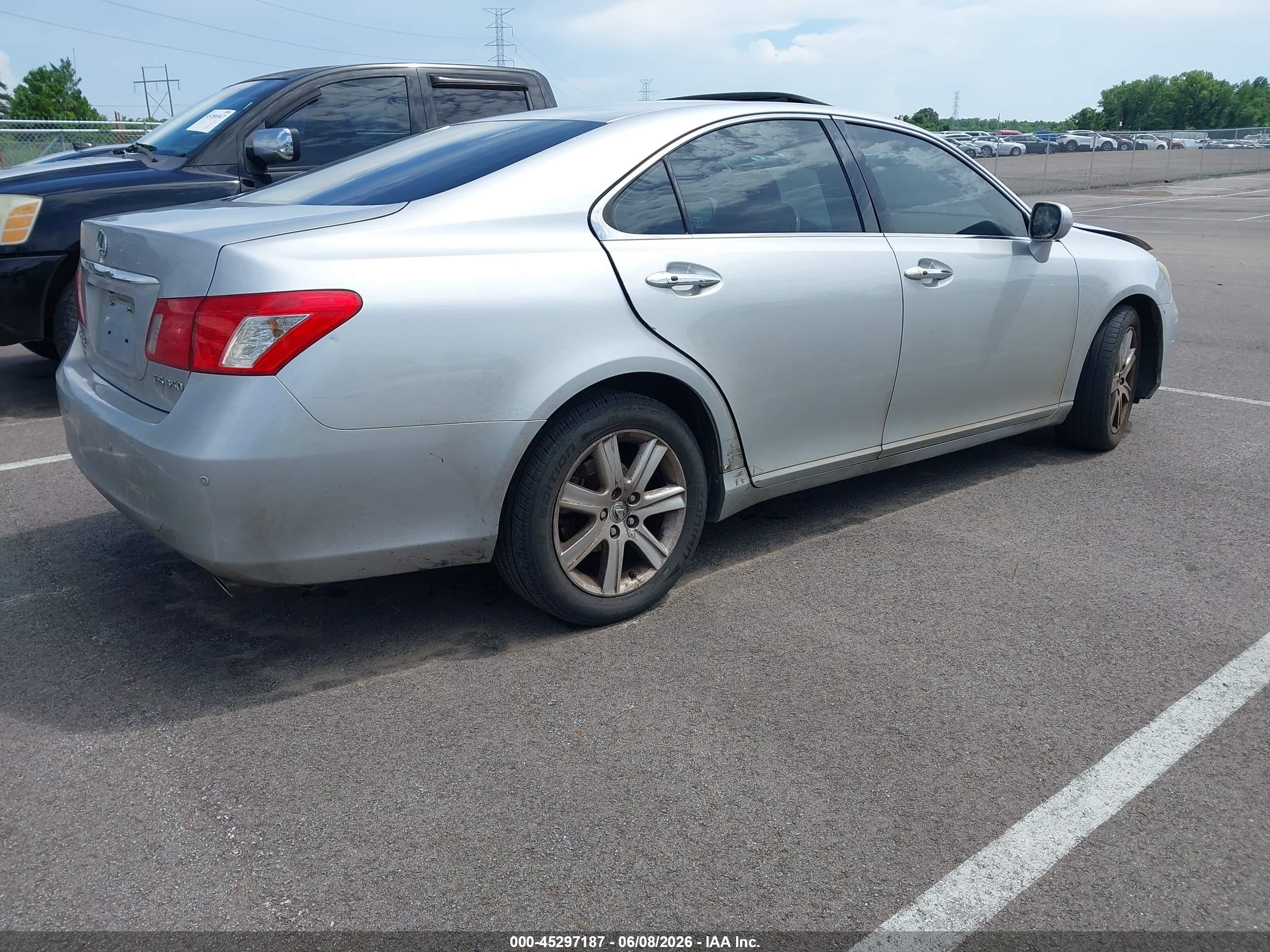 2009 Lexus Es 350   Gray vin: JTHBJ46G492311061