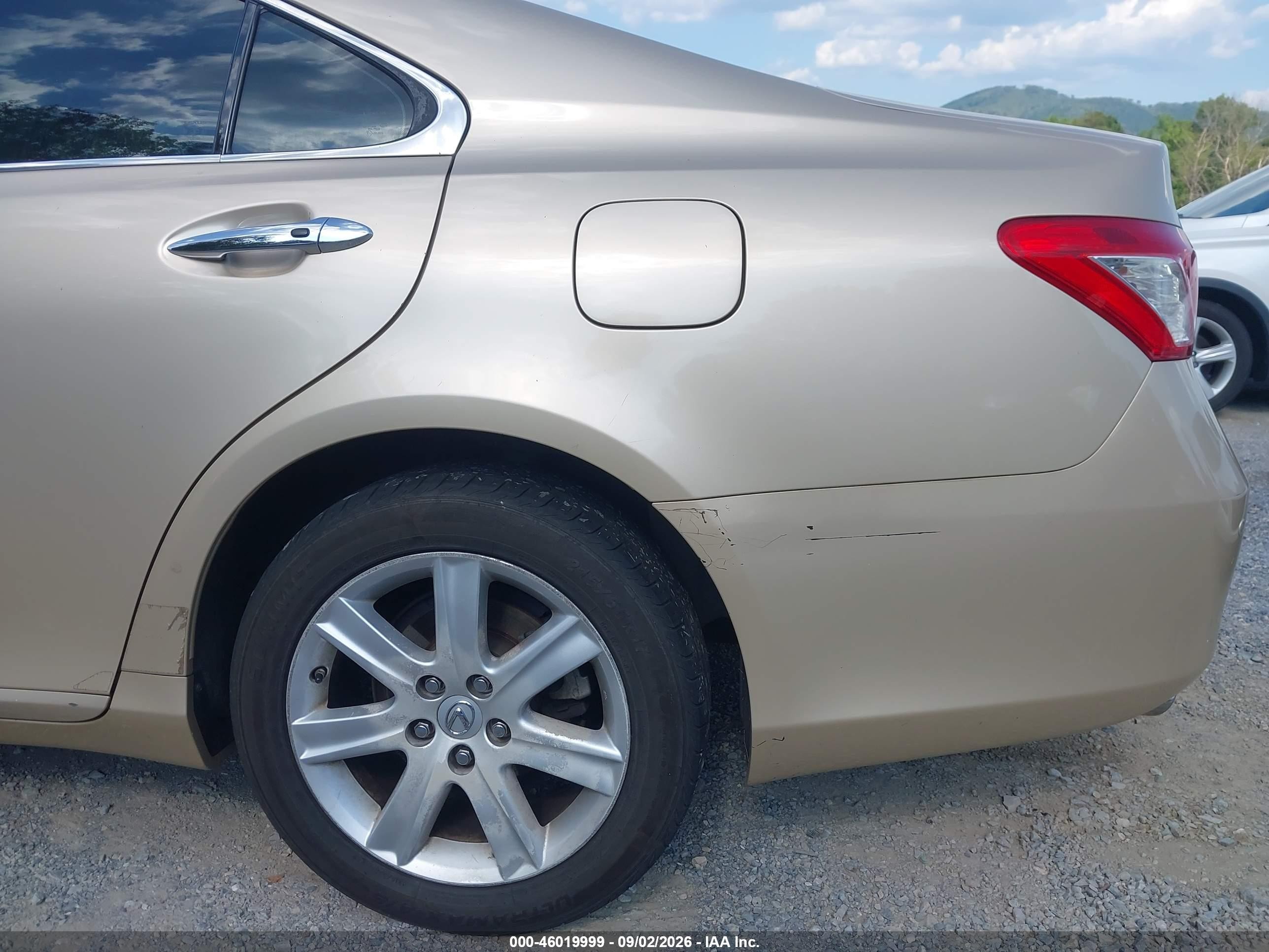 2009 Lexus Es 350   Gold vin: JTHBJ46G492311772