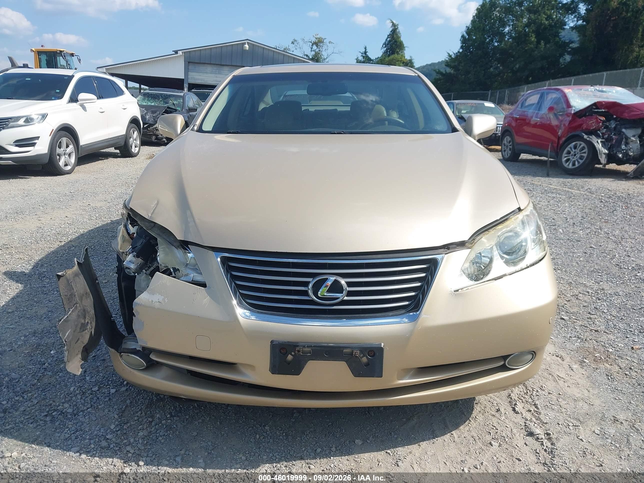 2009 Lexus Es 350   Gold vin: JTHBJ46G492311772