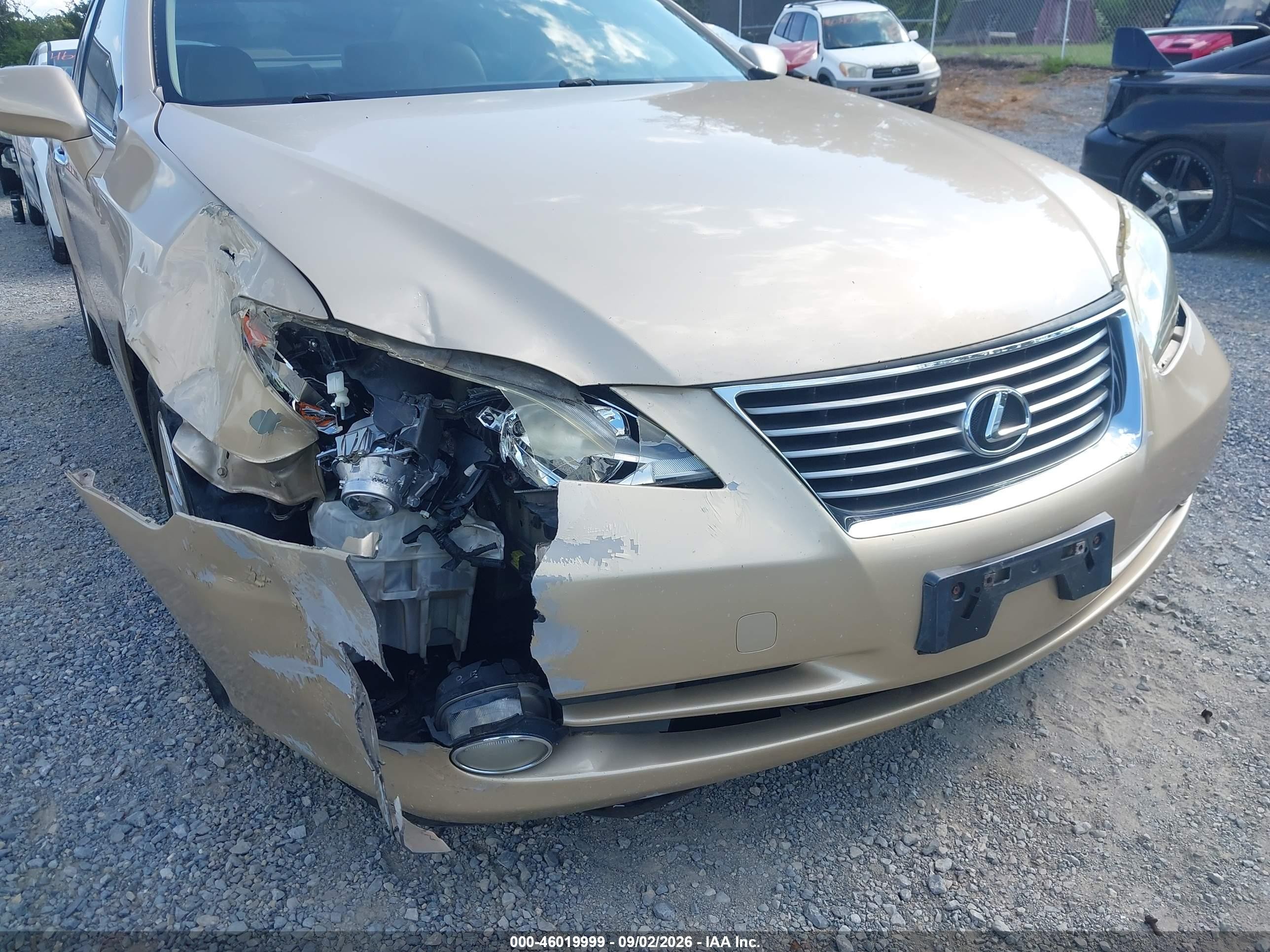 2009 Lexus Es 350   Gold vin: JTHBJ46G492311772