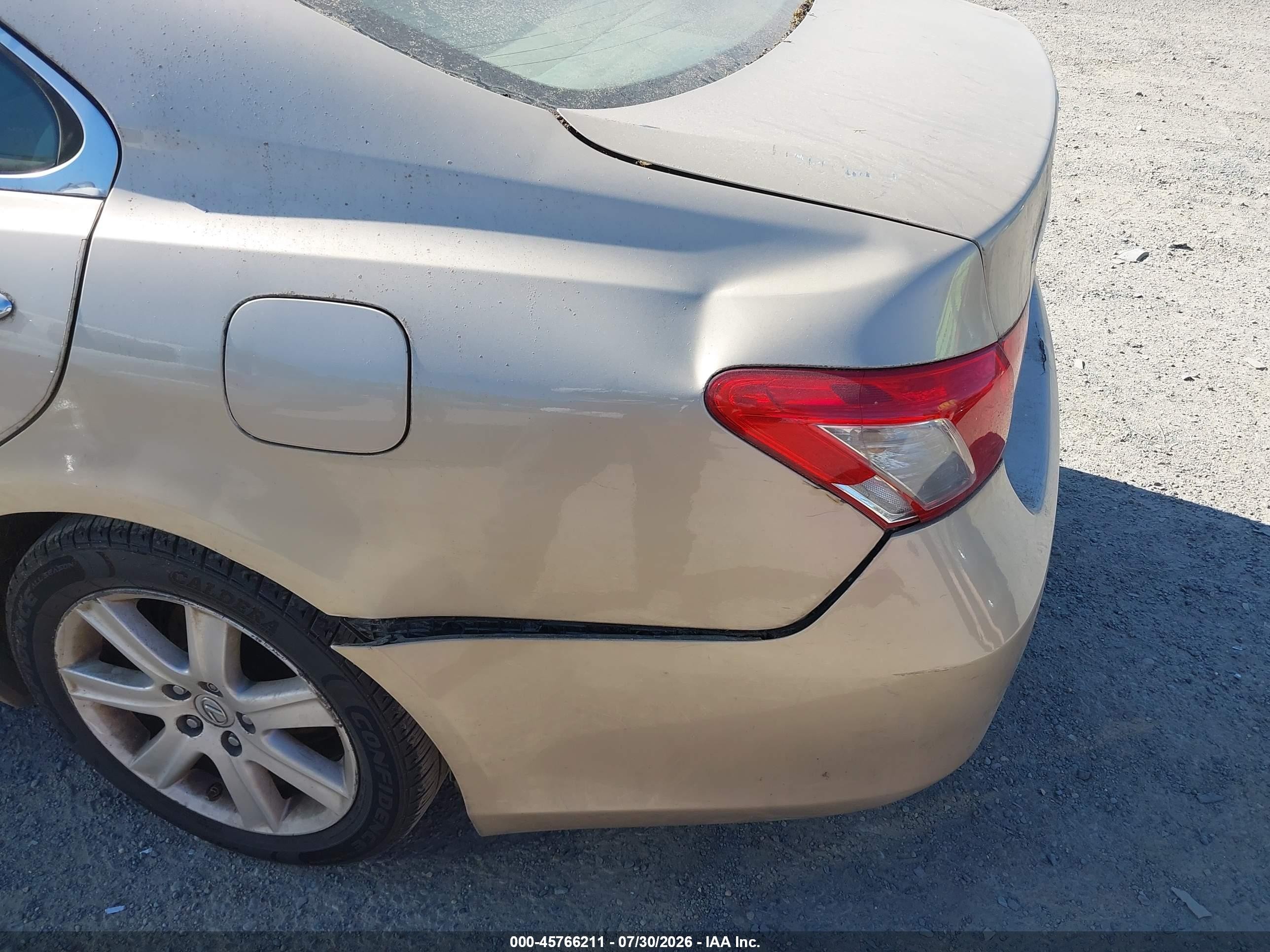 2007 Lexus Es 350   Gold vin: JTHBJ46G572035812