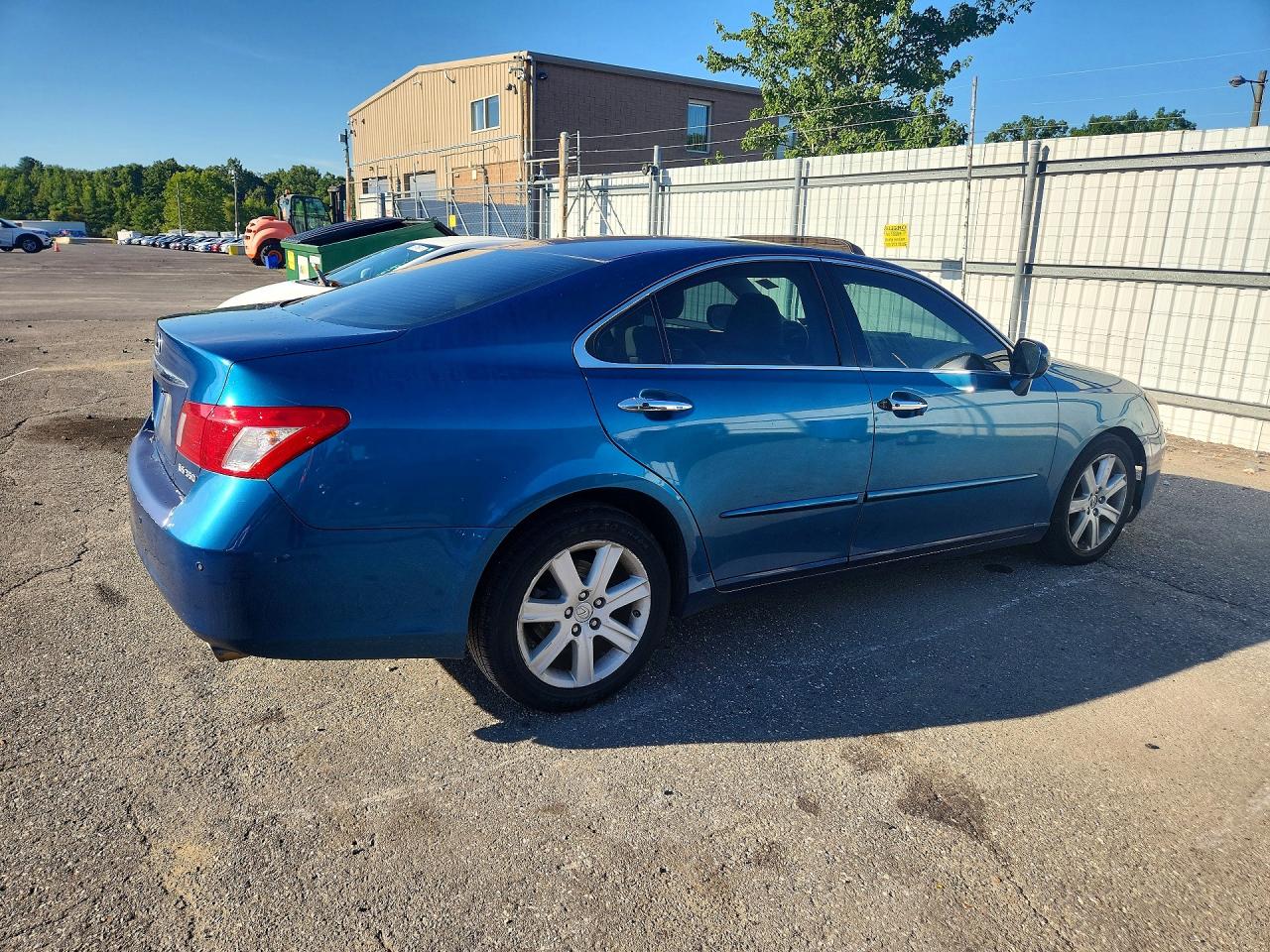 2007 Lexus Es 350 Blue vin: JTHBJ46G572054795