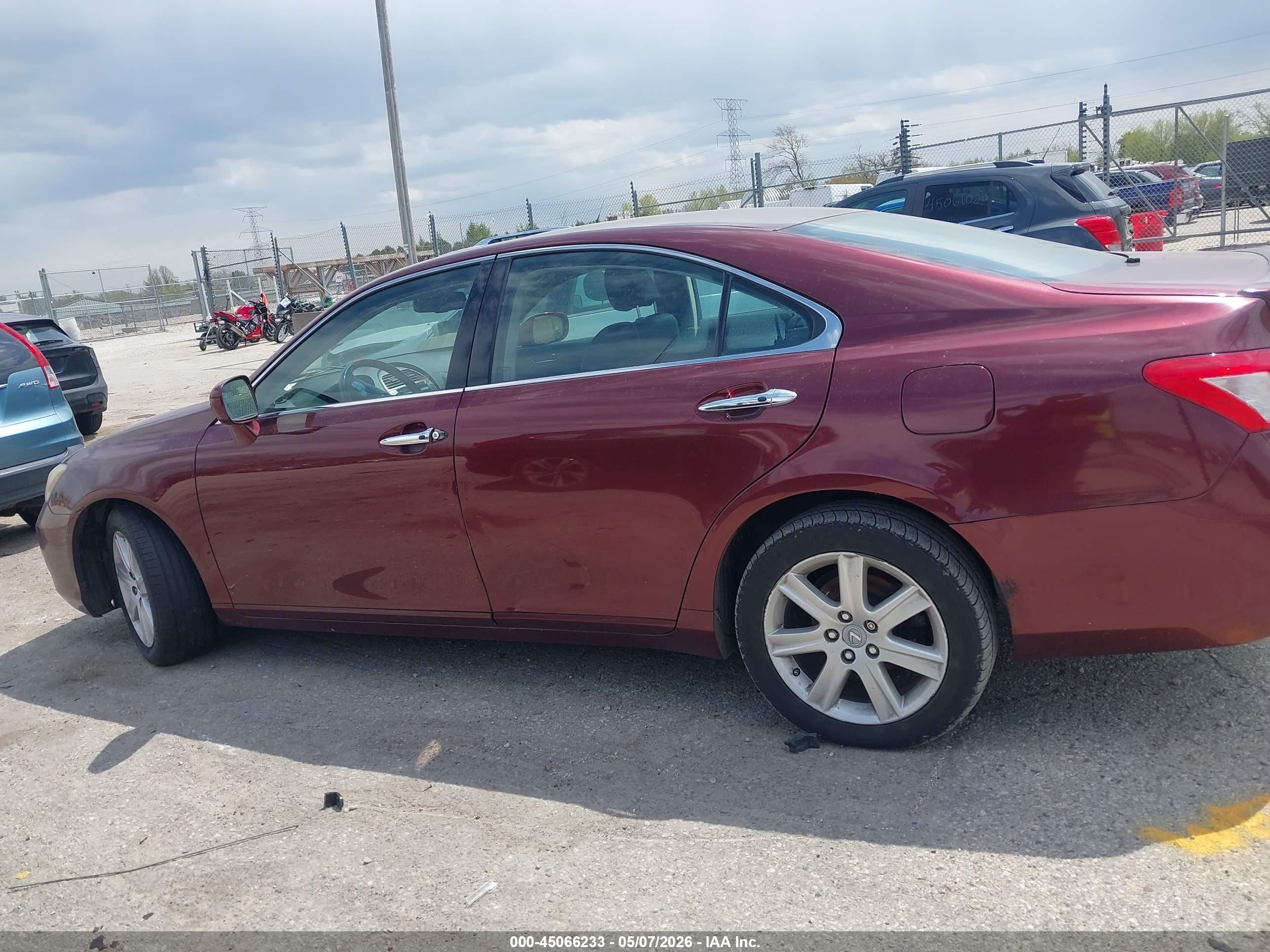 2007 Lexus Es 350 Maroon vin: JTHBJ46G572089501