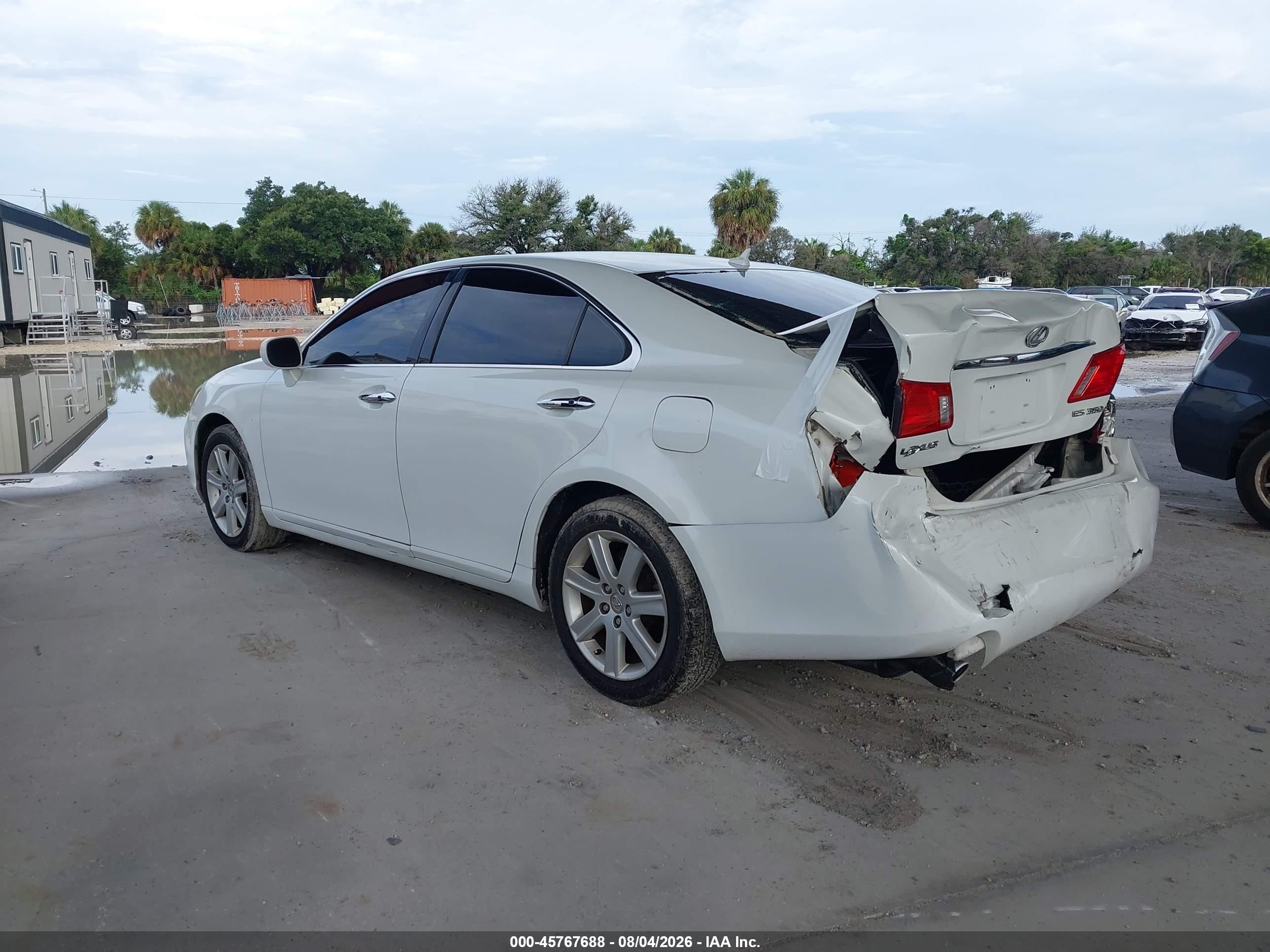 2008 Lexus Es 350   White vin: JTHBJ46G582176025