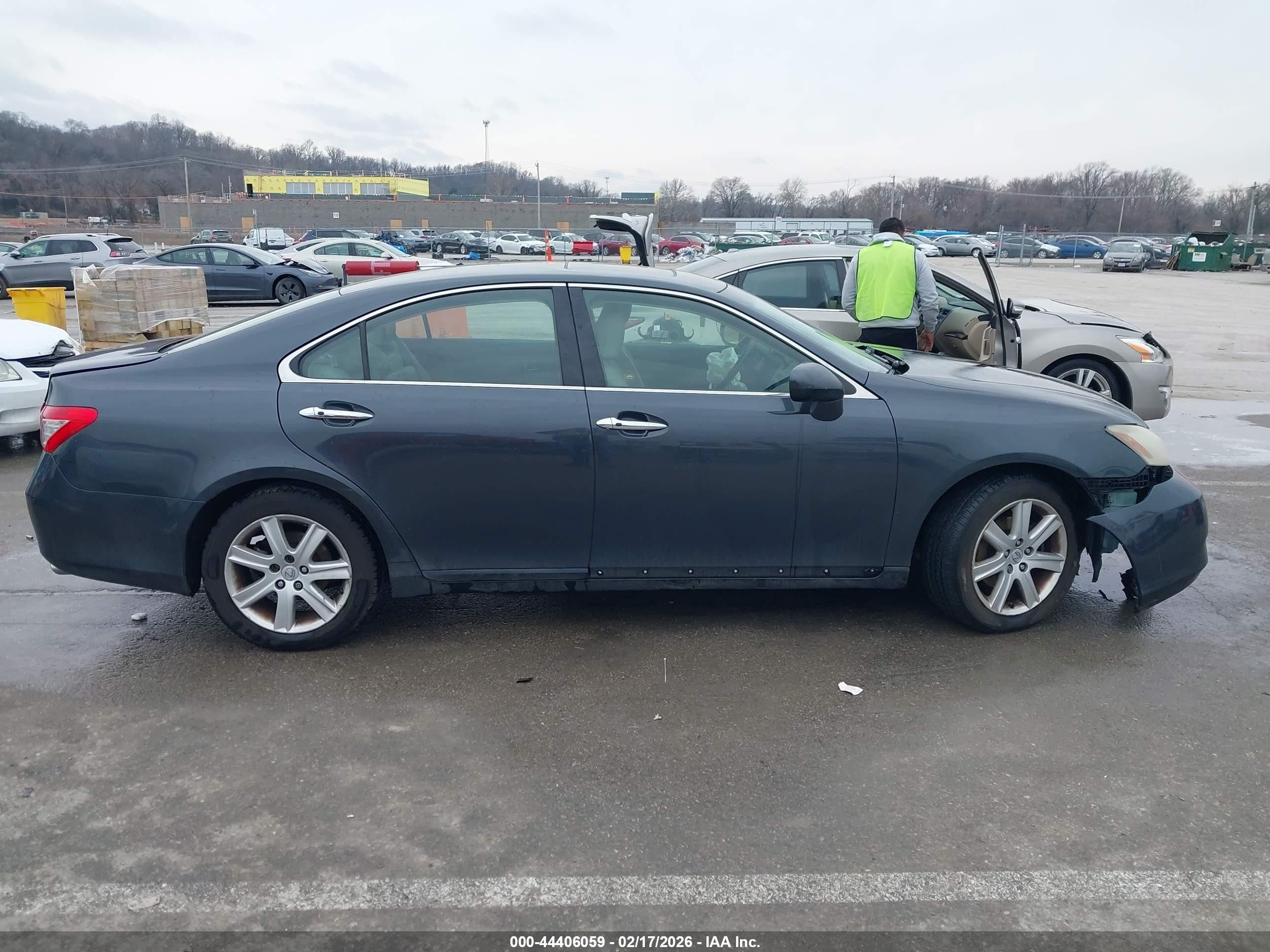 2008 Lexus Es 350   Gray vin: JTHBJ46G582202056