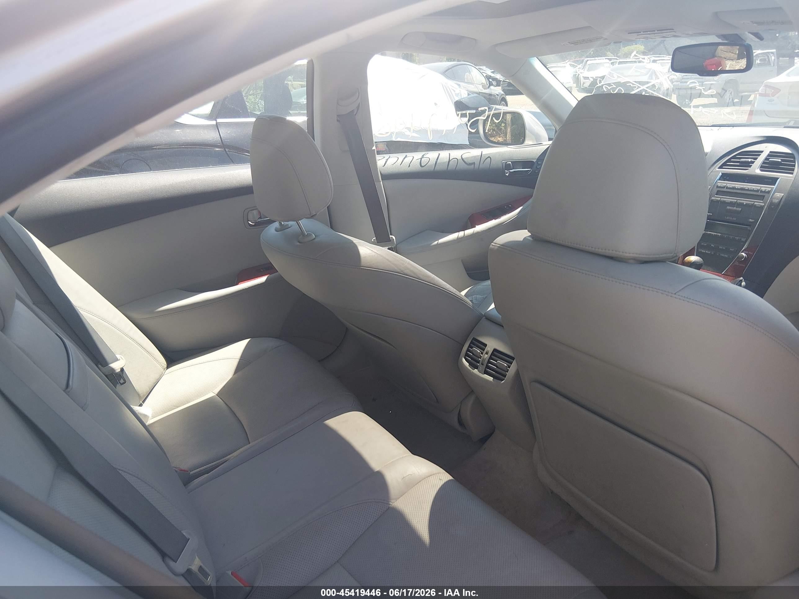 2008 Lexus Es 350   Желто-коричневый vin: JTHBJ46G582220153