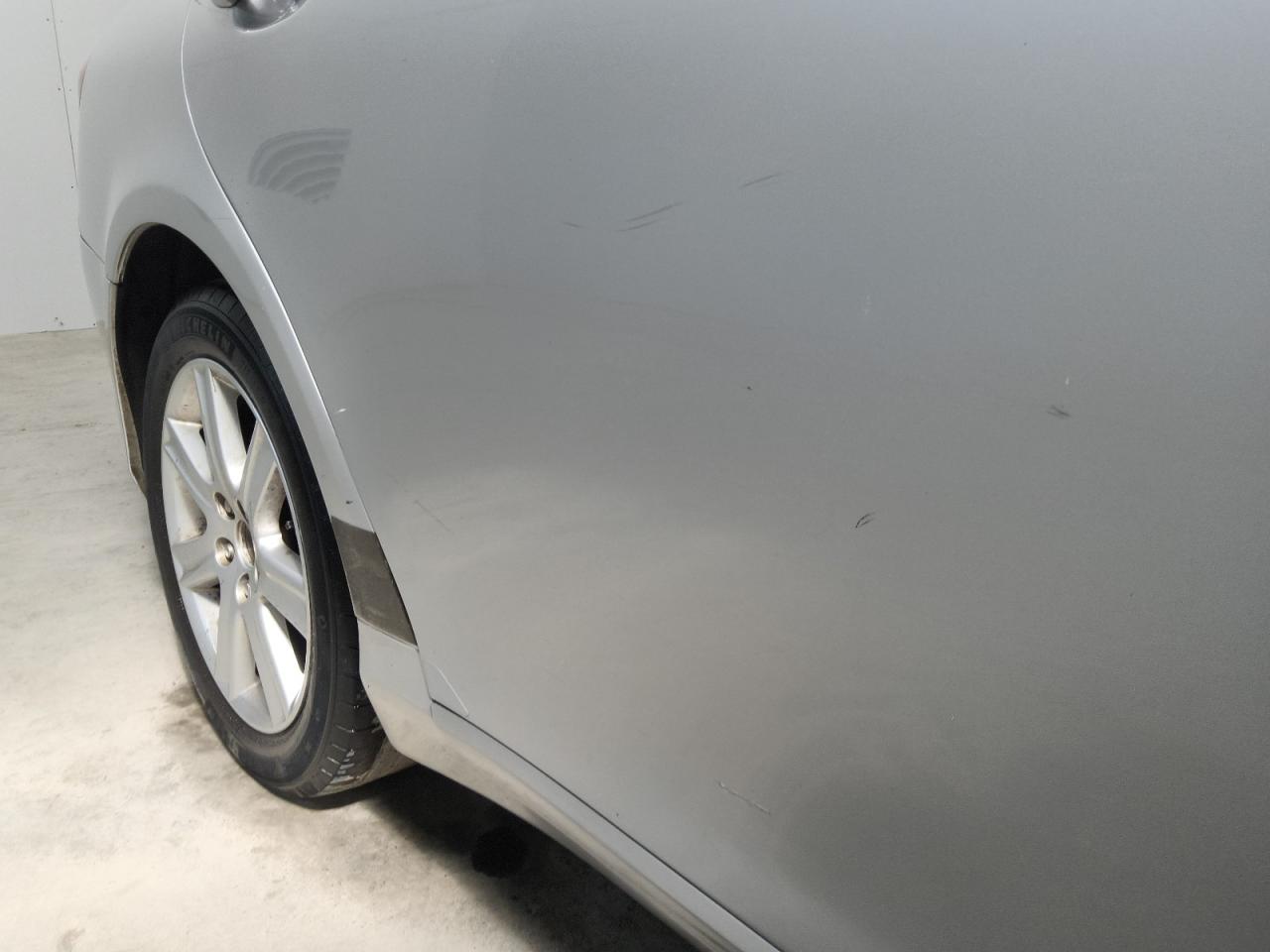 2009 Lexus Es 350 Silver vin: JTHBJ46G592310582 Damage: Right Rear Door, Multiple Scratches Heavy, 3