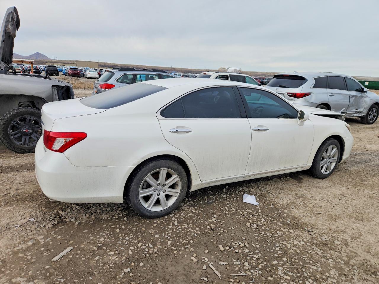 2009 Lexus Es 350 Base White vin: JTHBJ46G592335918
