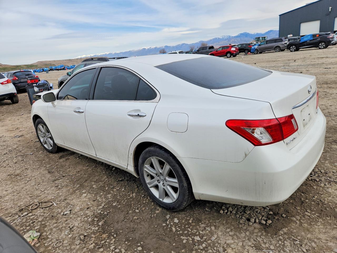 2009 Lexus Es 350 Base White vin: JTHBJ46G592335918