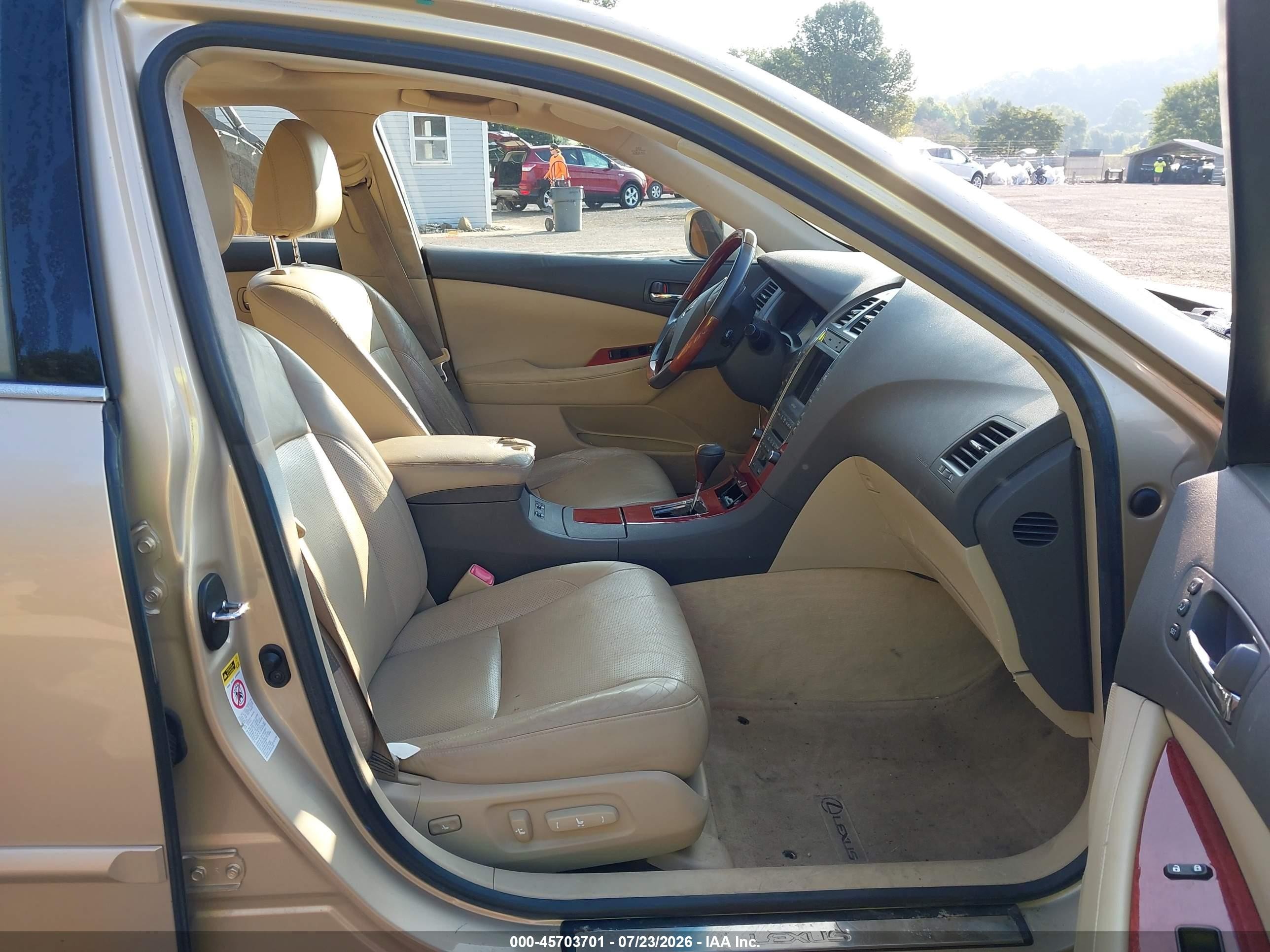 2009 Lexus Es 350   Бежевый vin: JTHBJ46G592341184