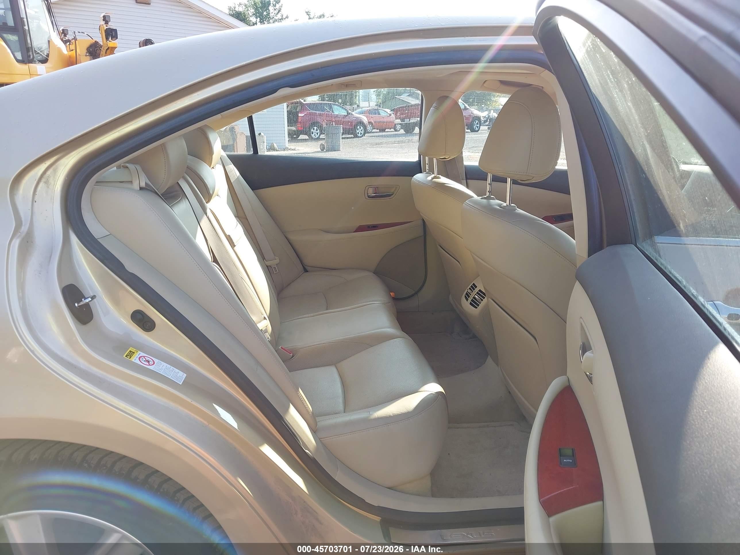 2009 Lexus Es 350   Бежевый vin: JTHBJ46G592341184