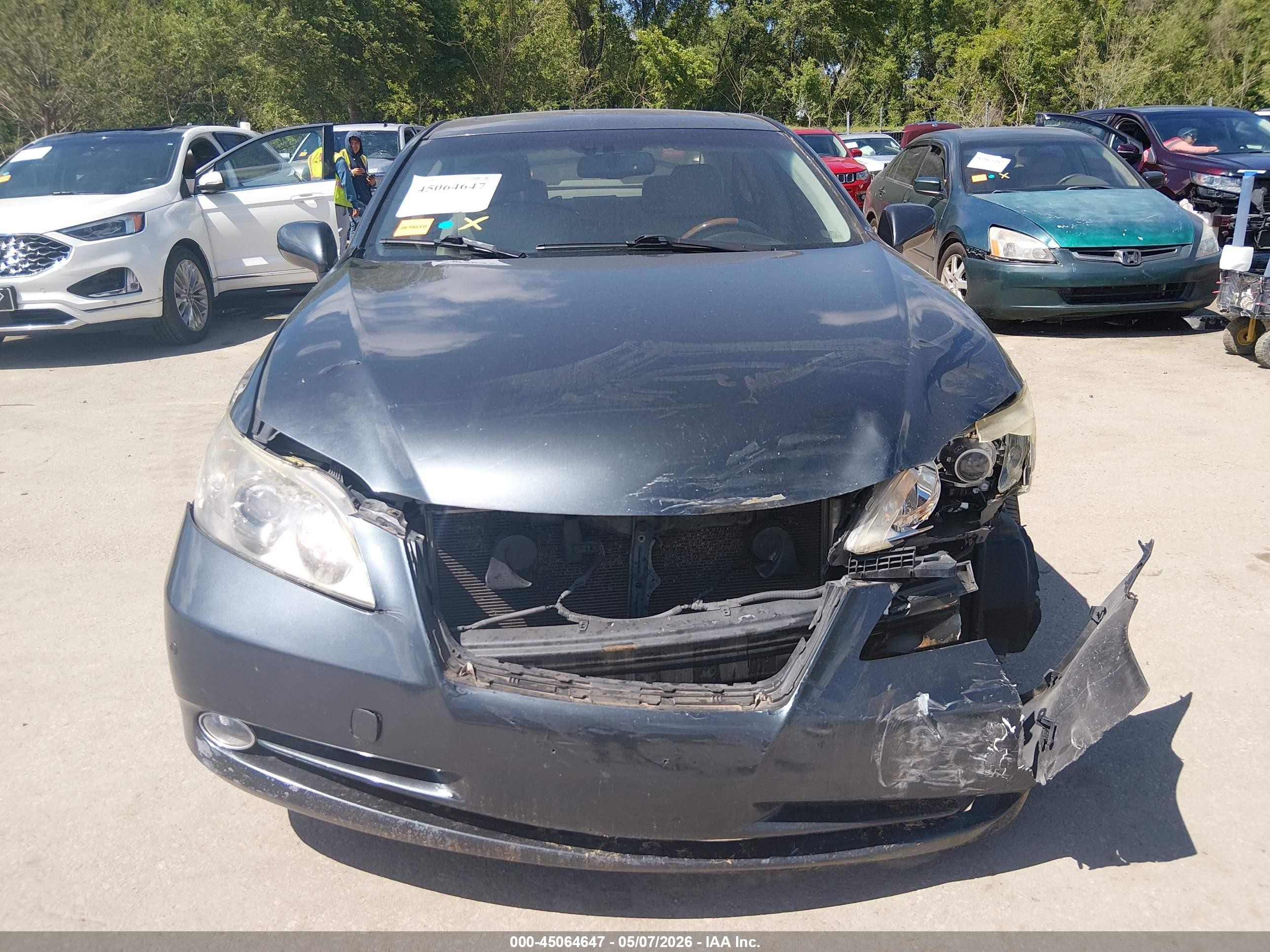 2009 Lexus Es 350   Gray vin: JTHBJ46G692276510