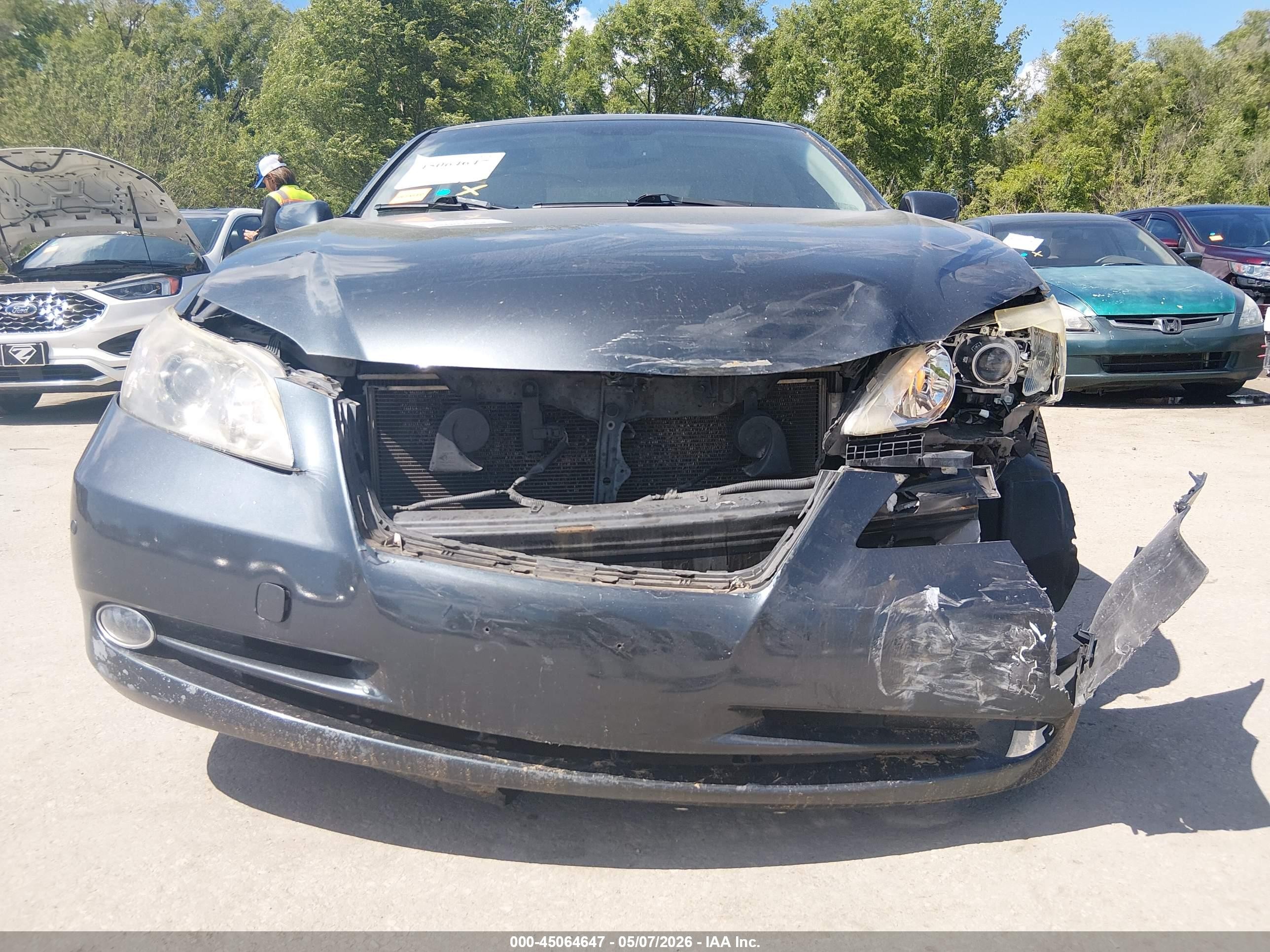 2009 Lexus Es 350   Gray vin: JTHBJ46G692276510