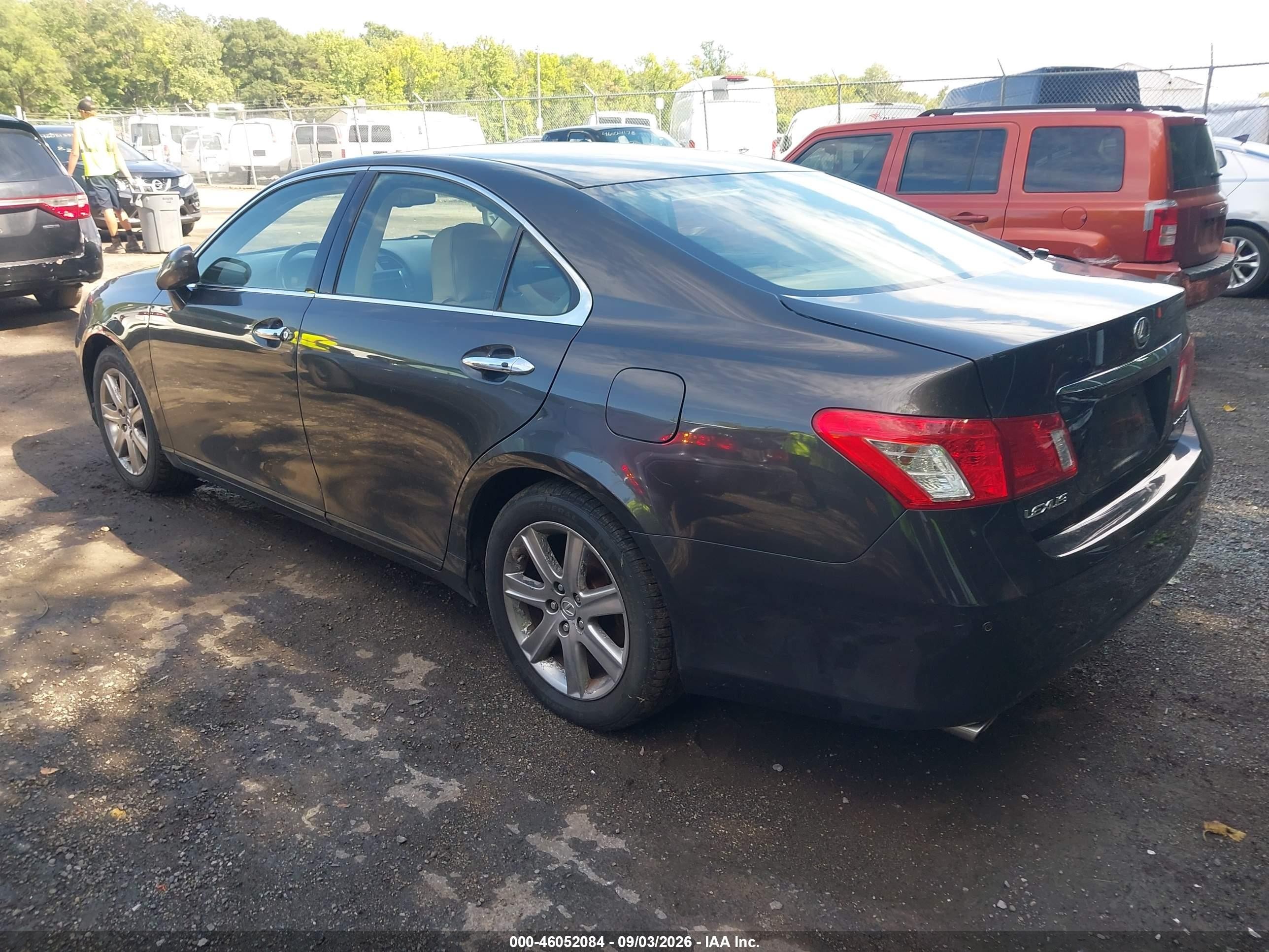 2009 Lexus Es 350   Gray vin: JTHBJ46G692301034